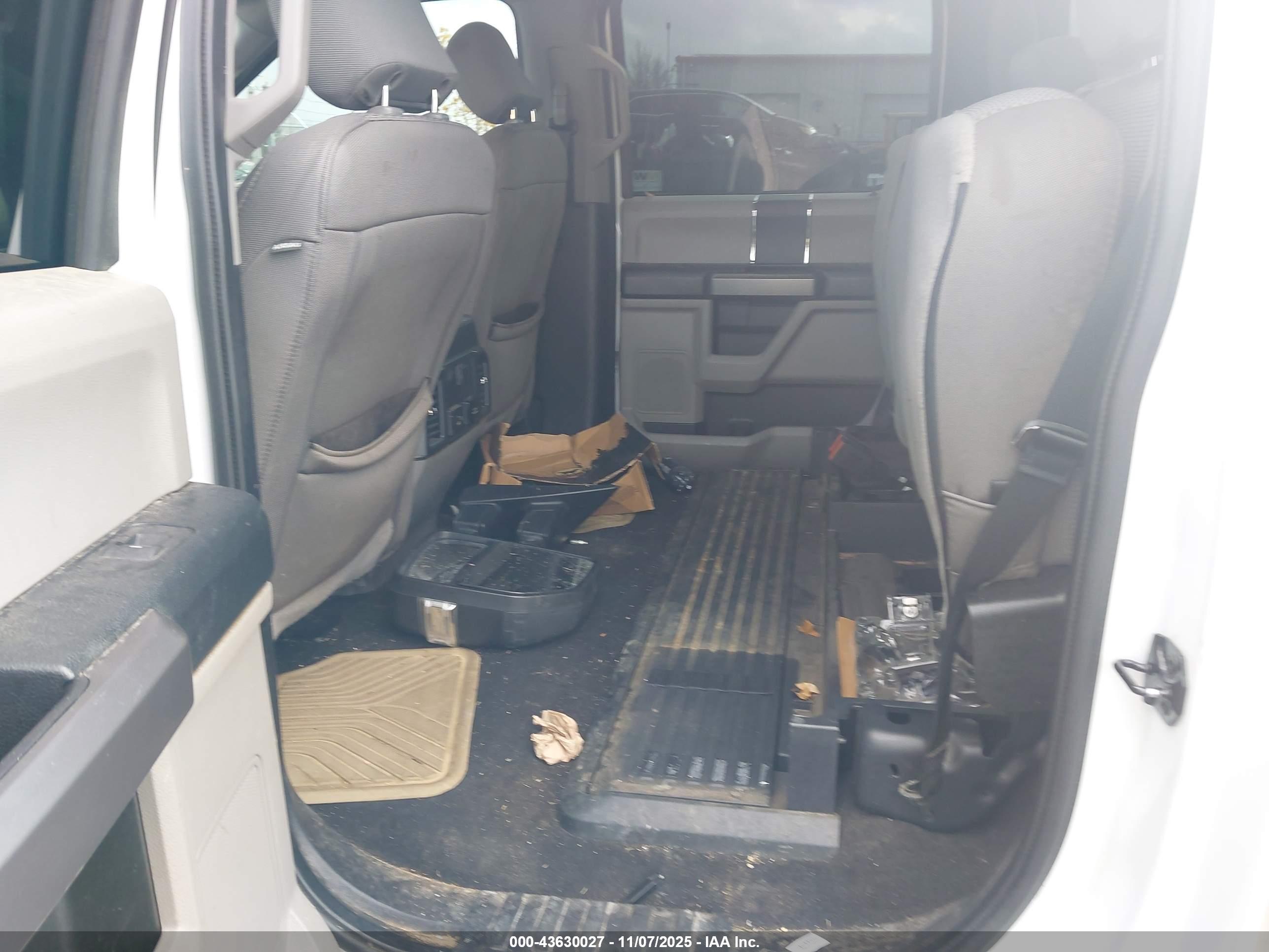 FORD F-250 image 8