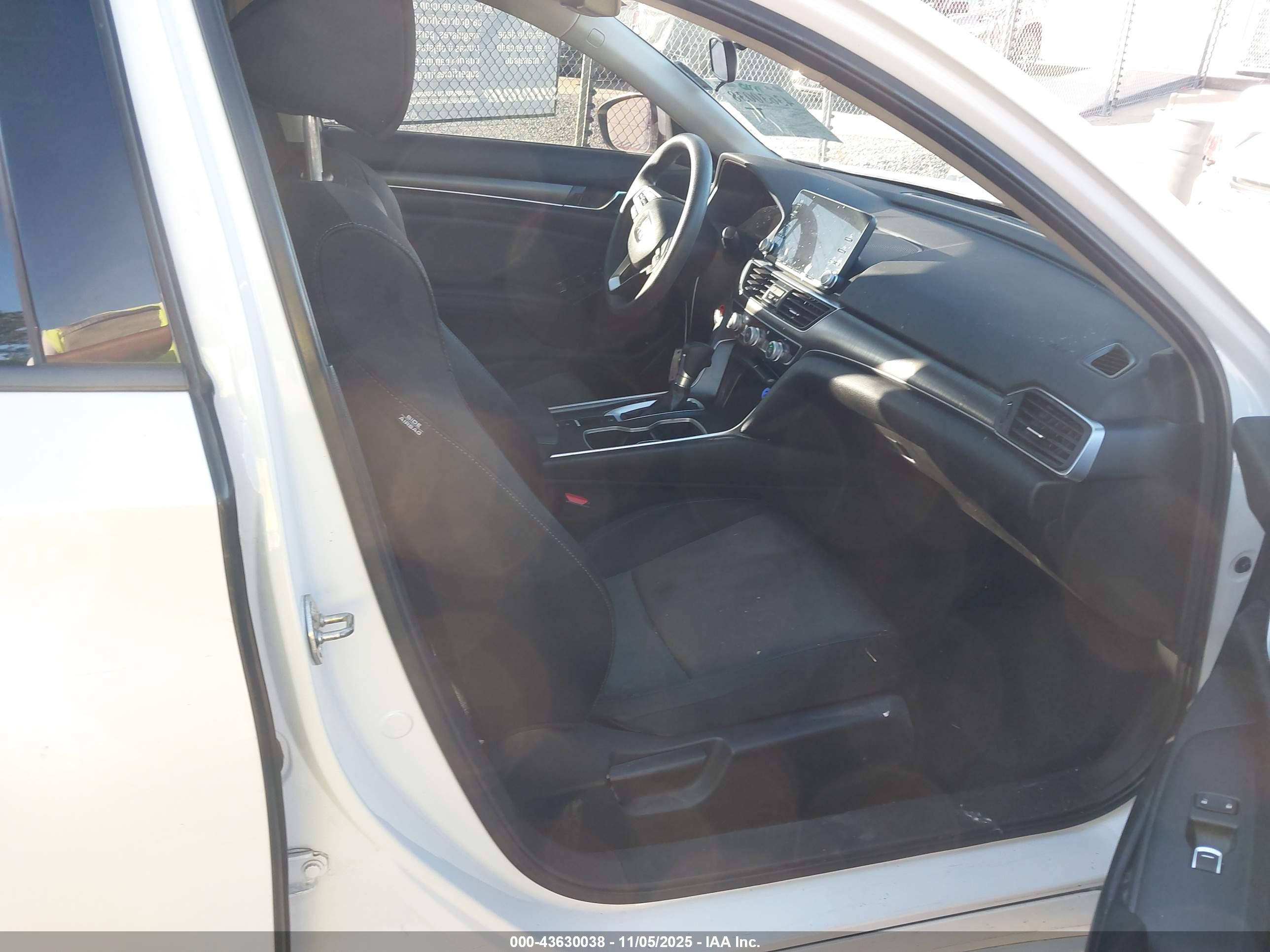 HONDA ACCORD image 5