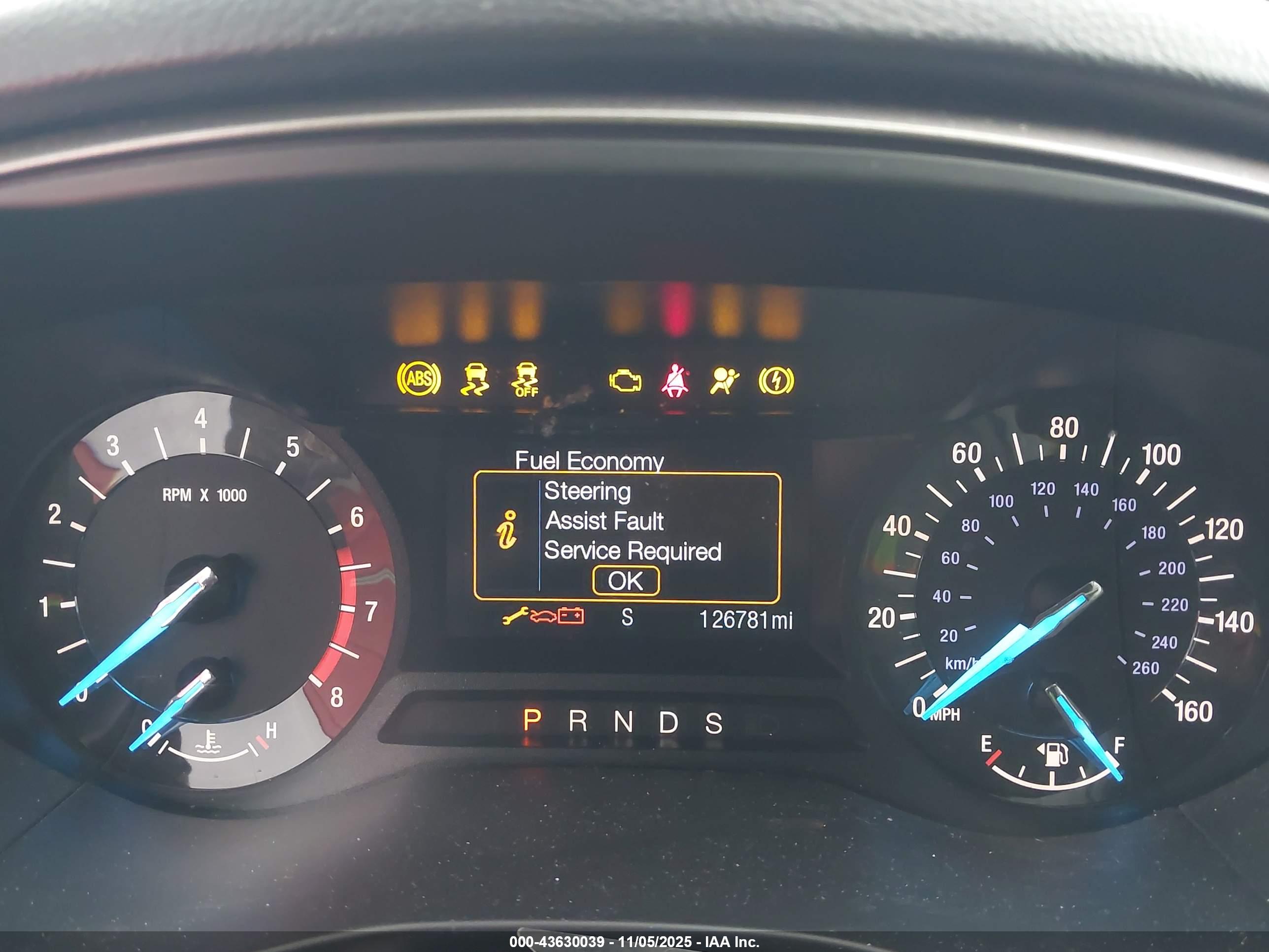 FORD FUSION image 7