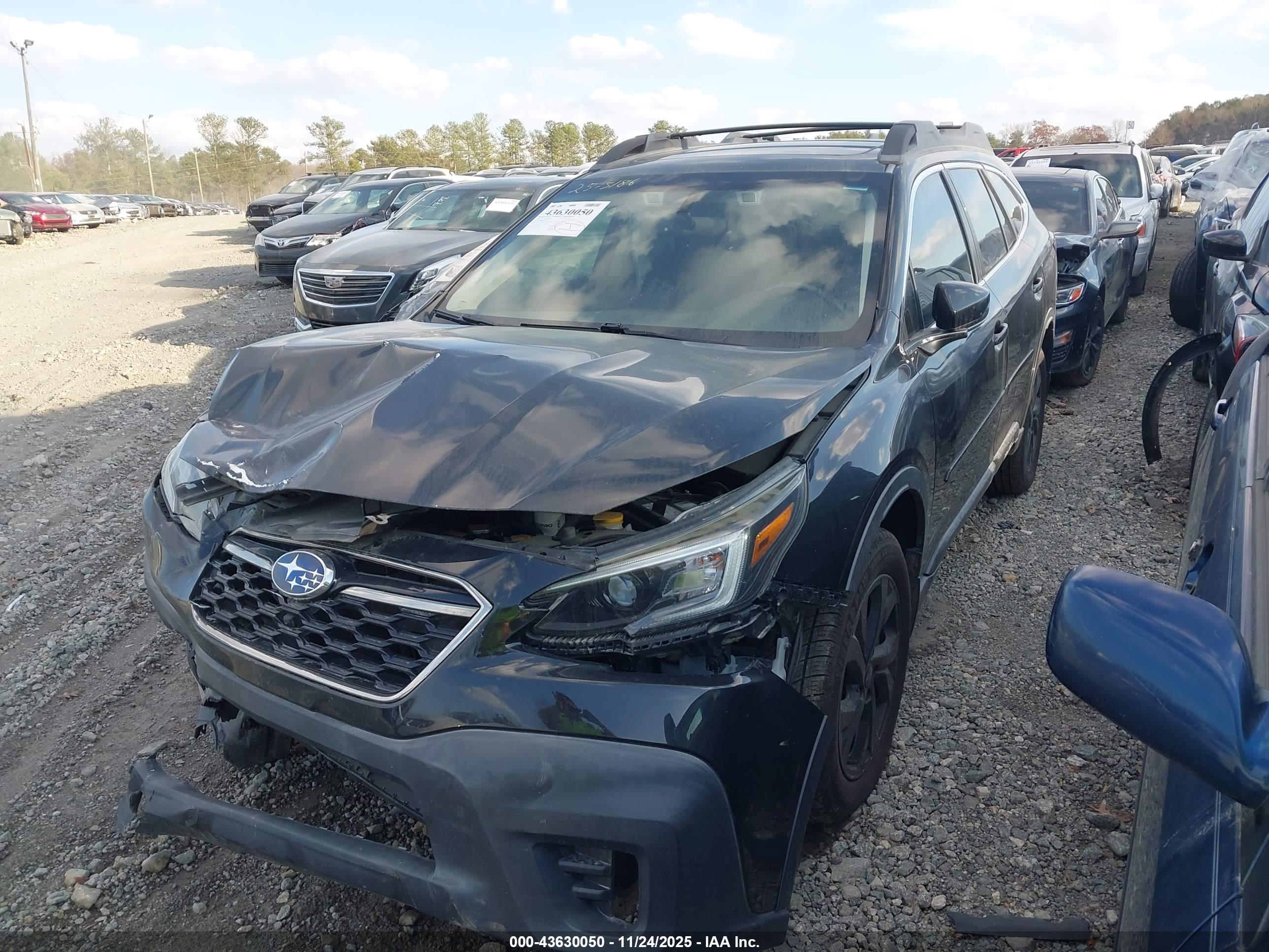 SUBARU OUTBACK image 2