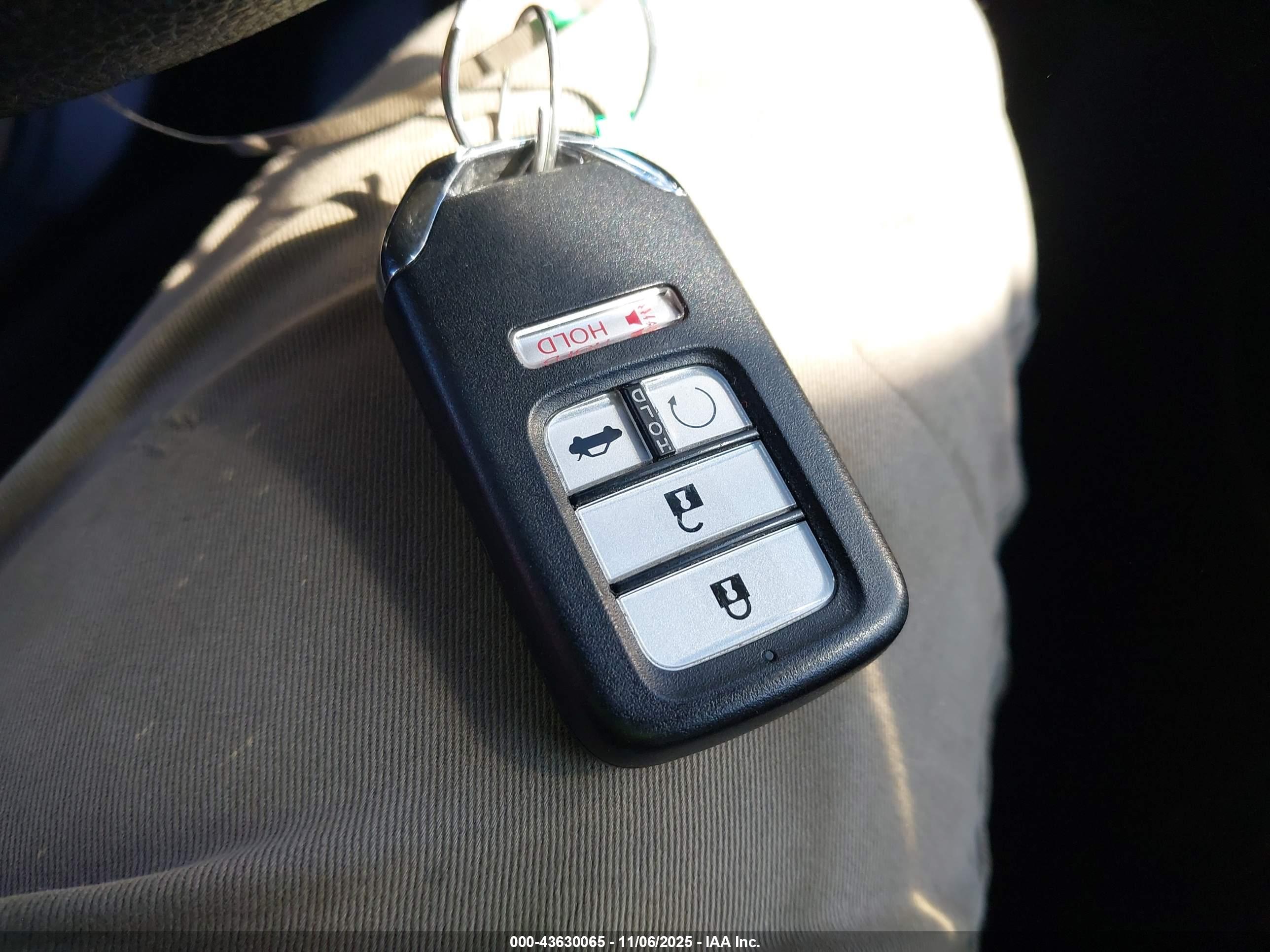 HONDA INSIGHT image 11