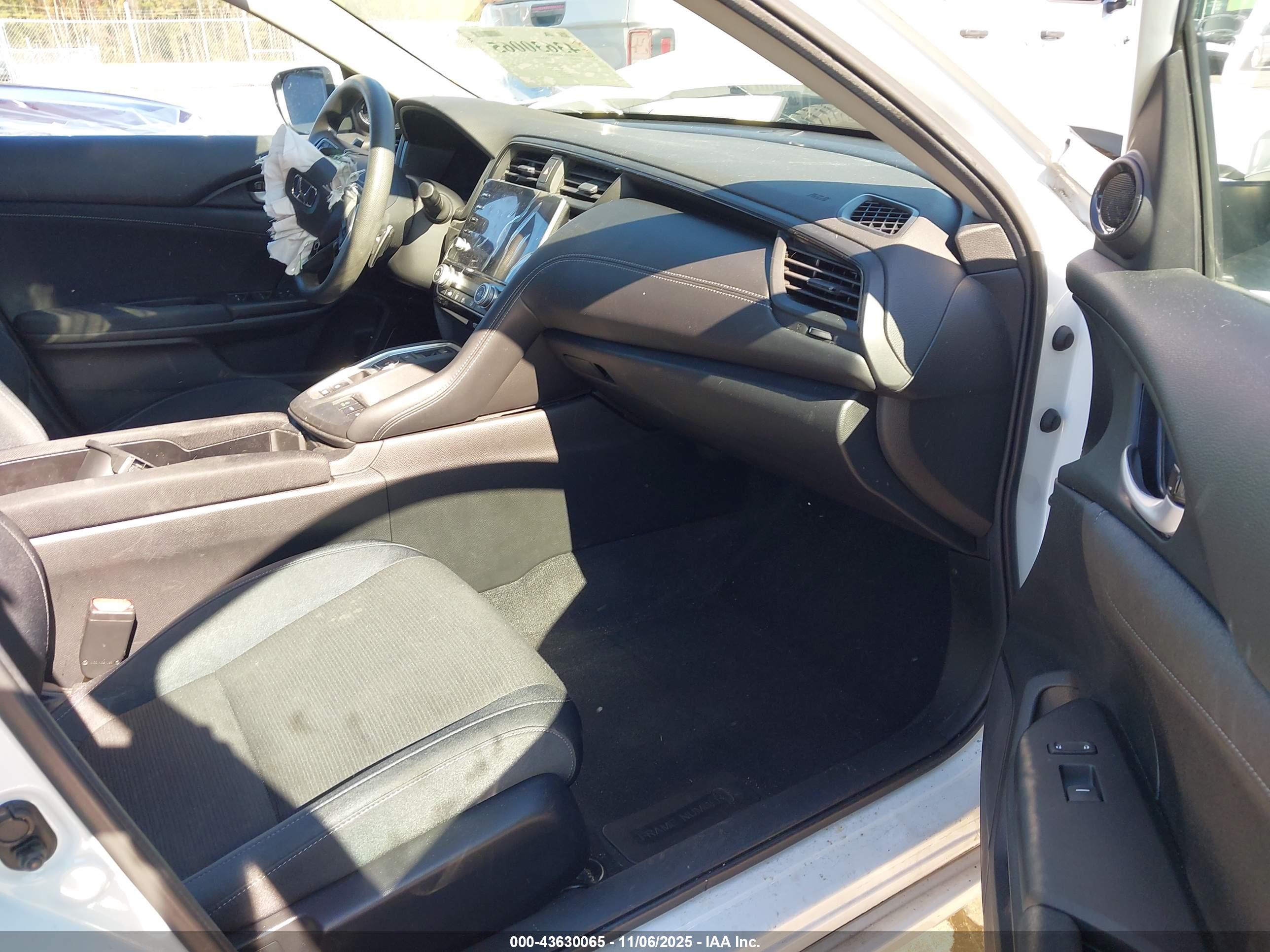 HONDA INSIGHT image 5