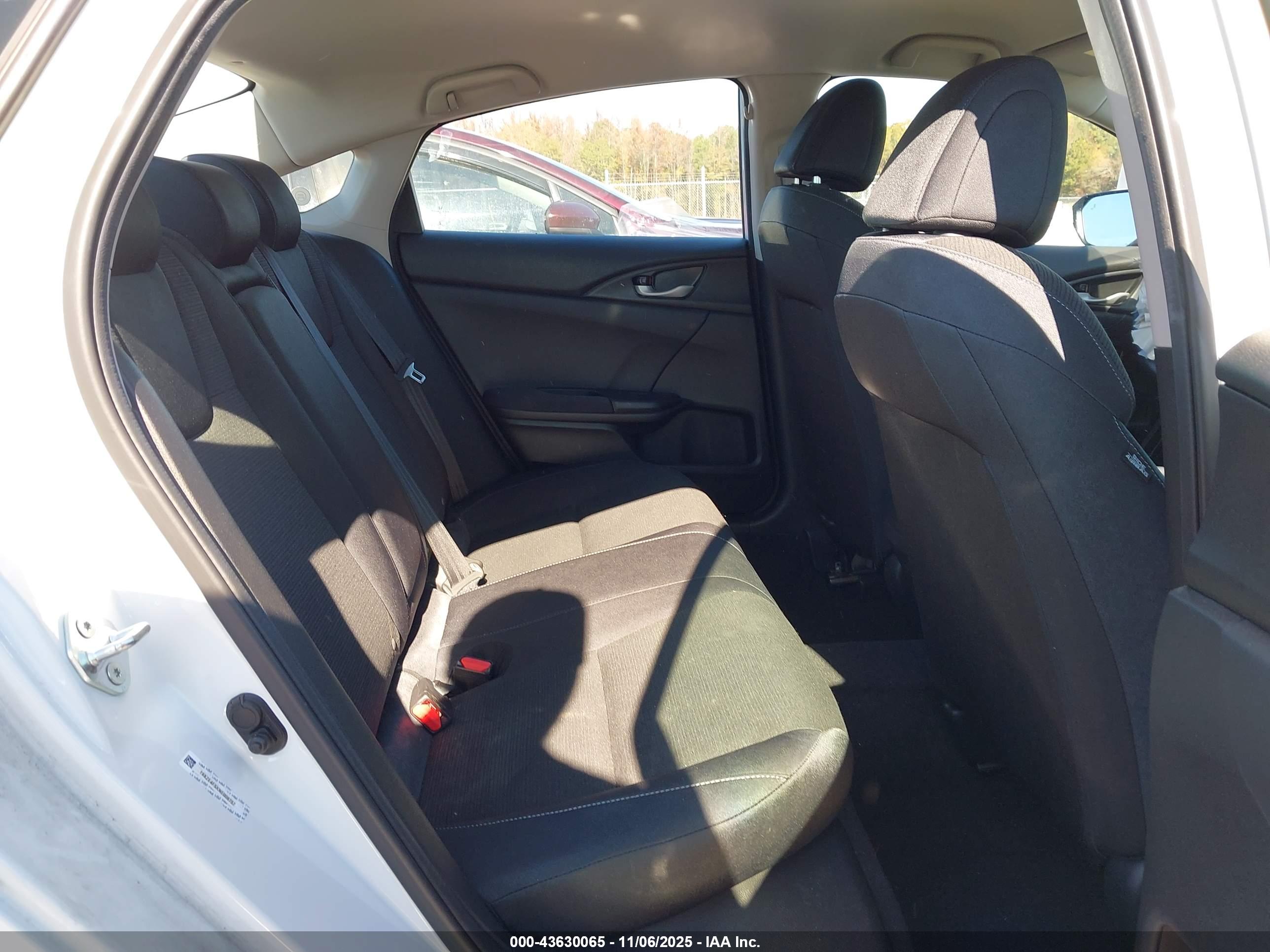 HONDA INSIGHT image 8