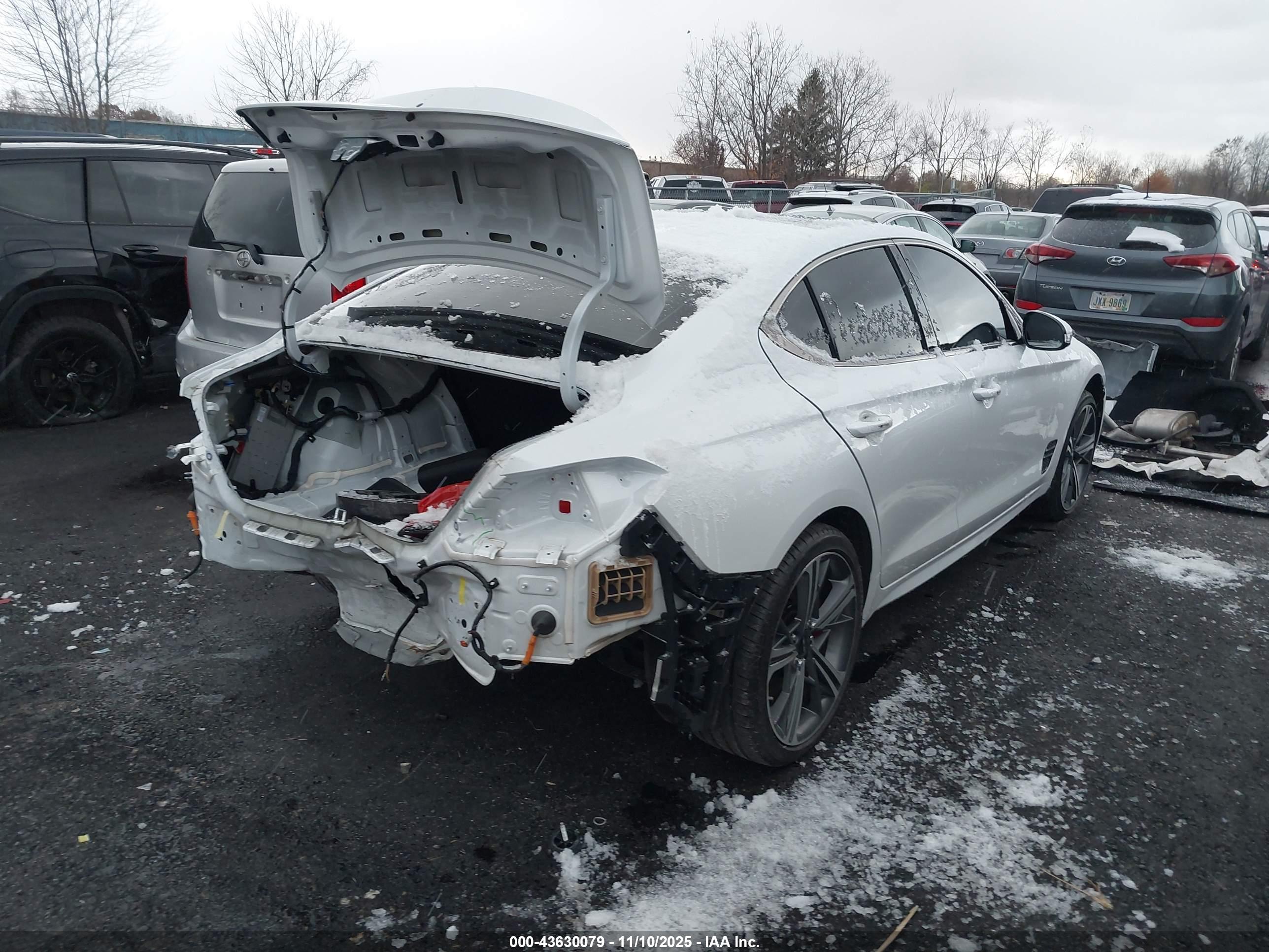 GENESIS G70 image 4