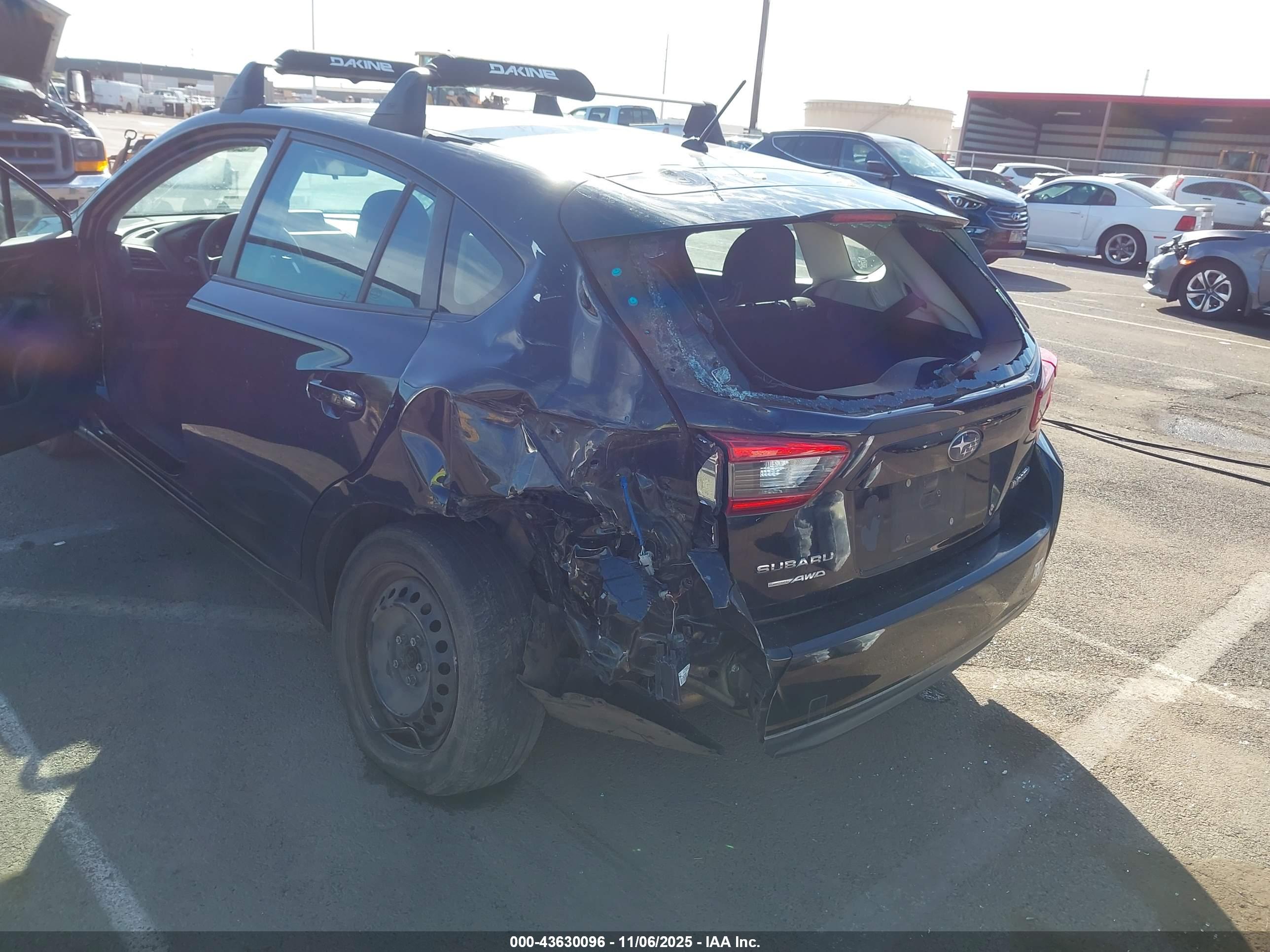 SUBARU IMPREZA image 6