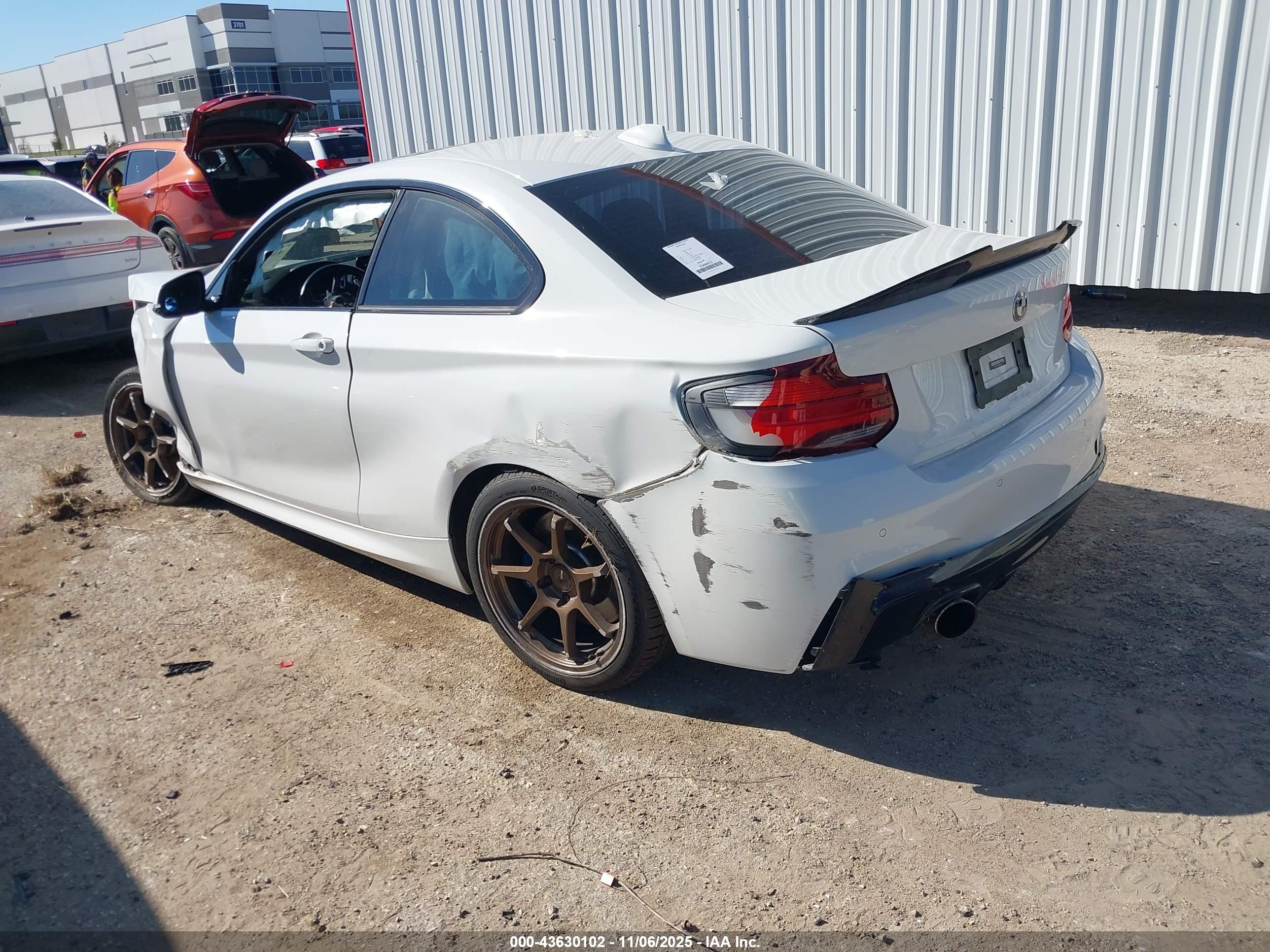 BMW M235I image 3