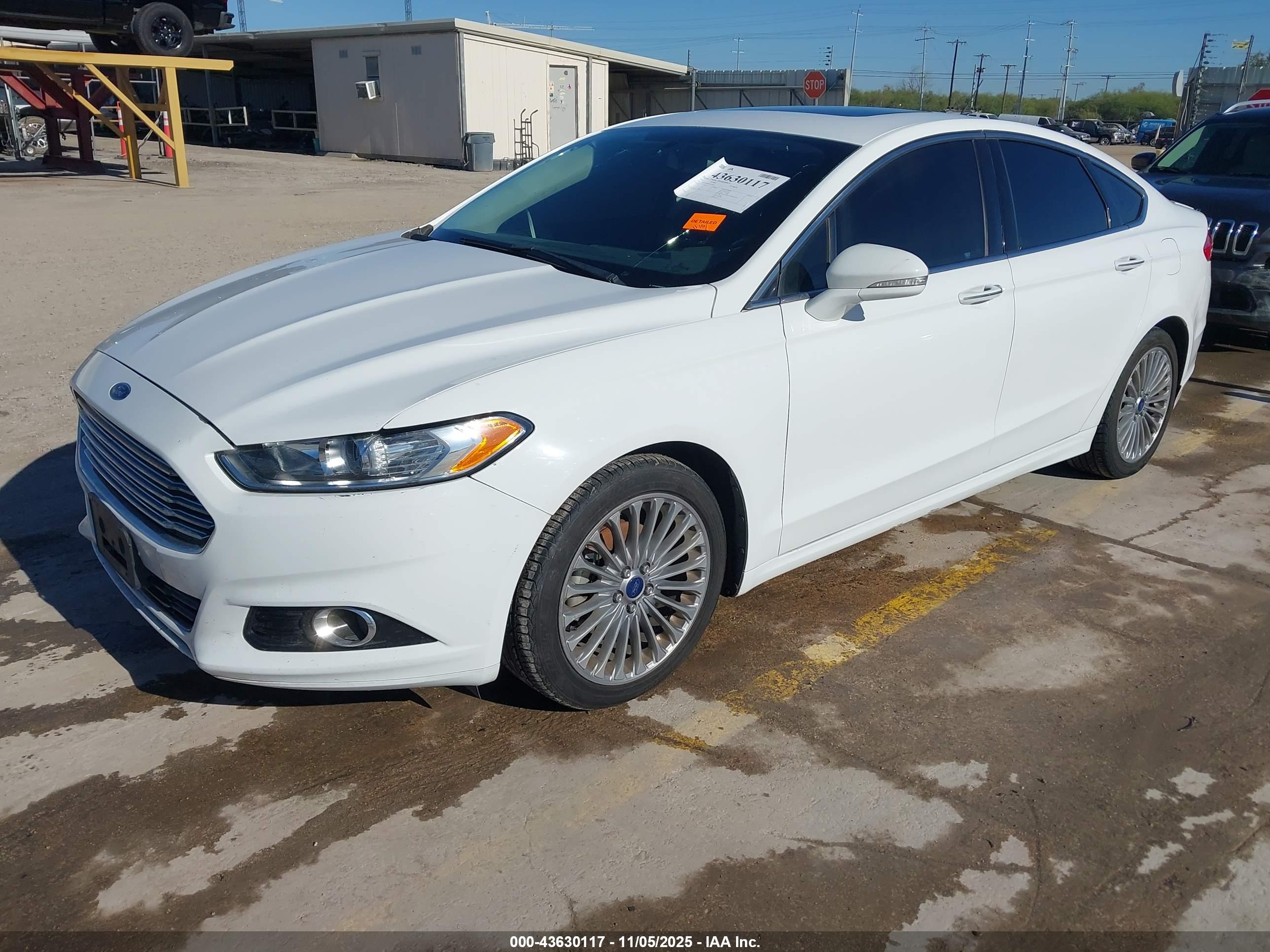 FORD FUSION image 2