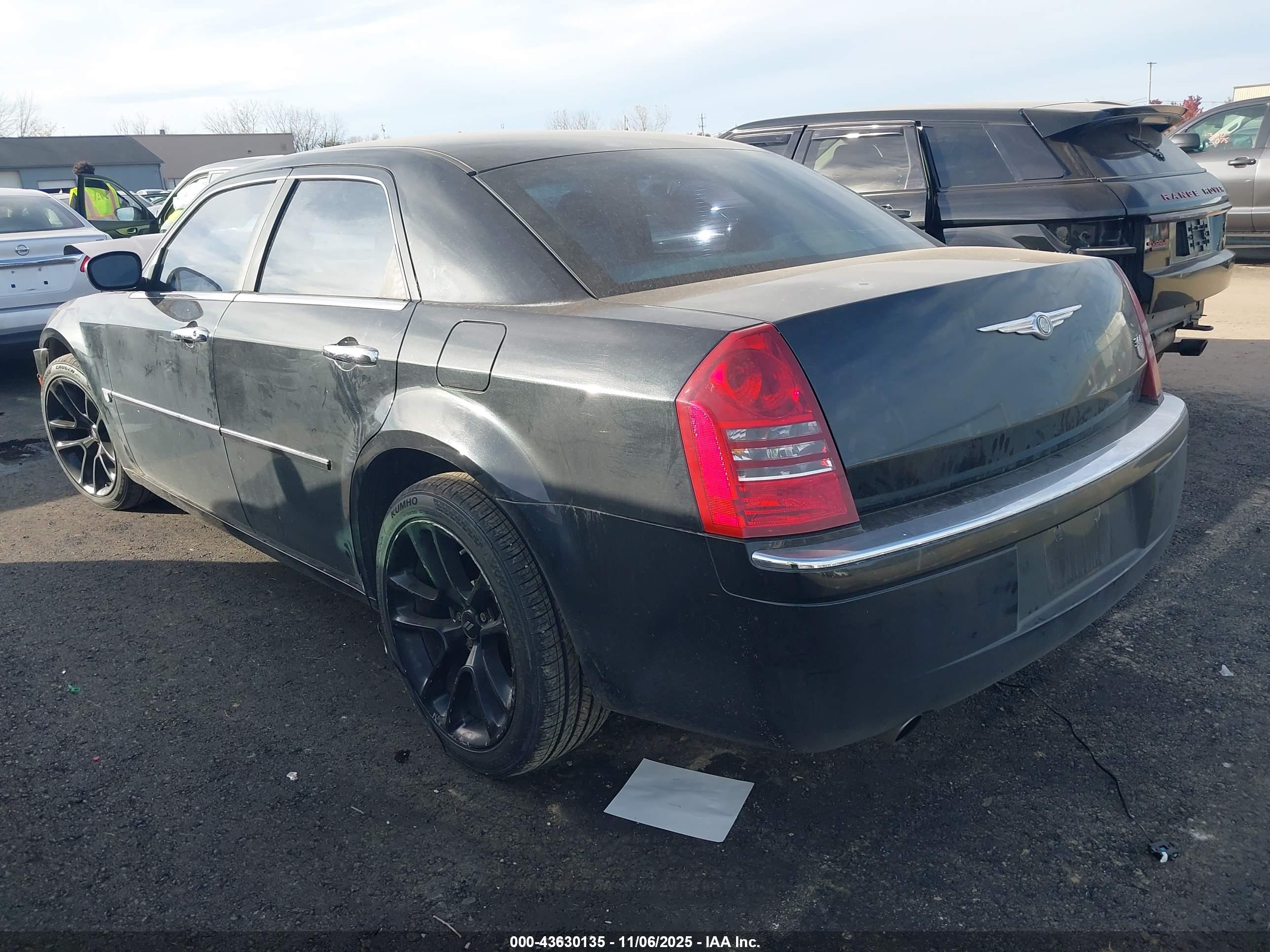 CHRYSLER 300C image 3