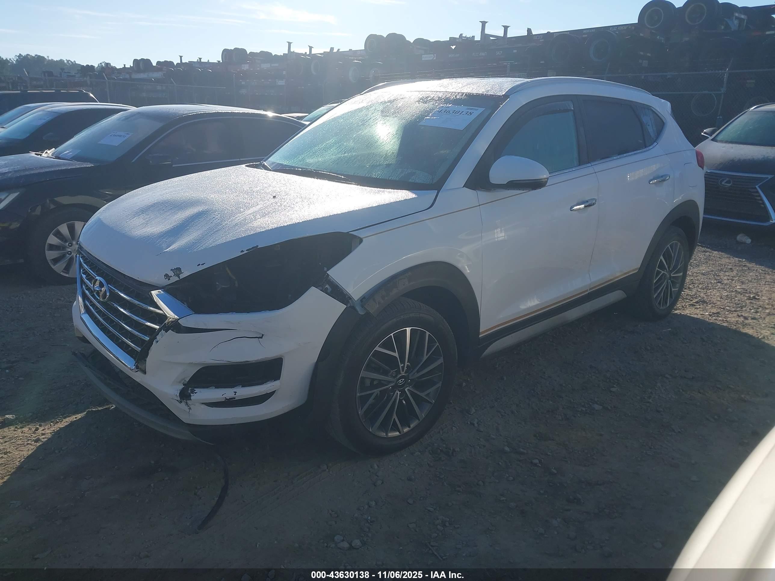 HYUNDAI TUCSON image 2