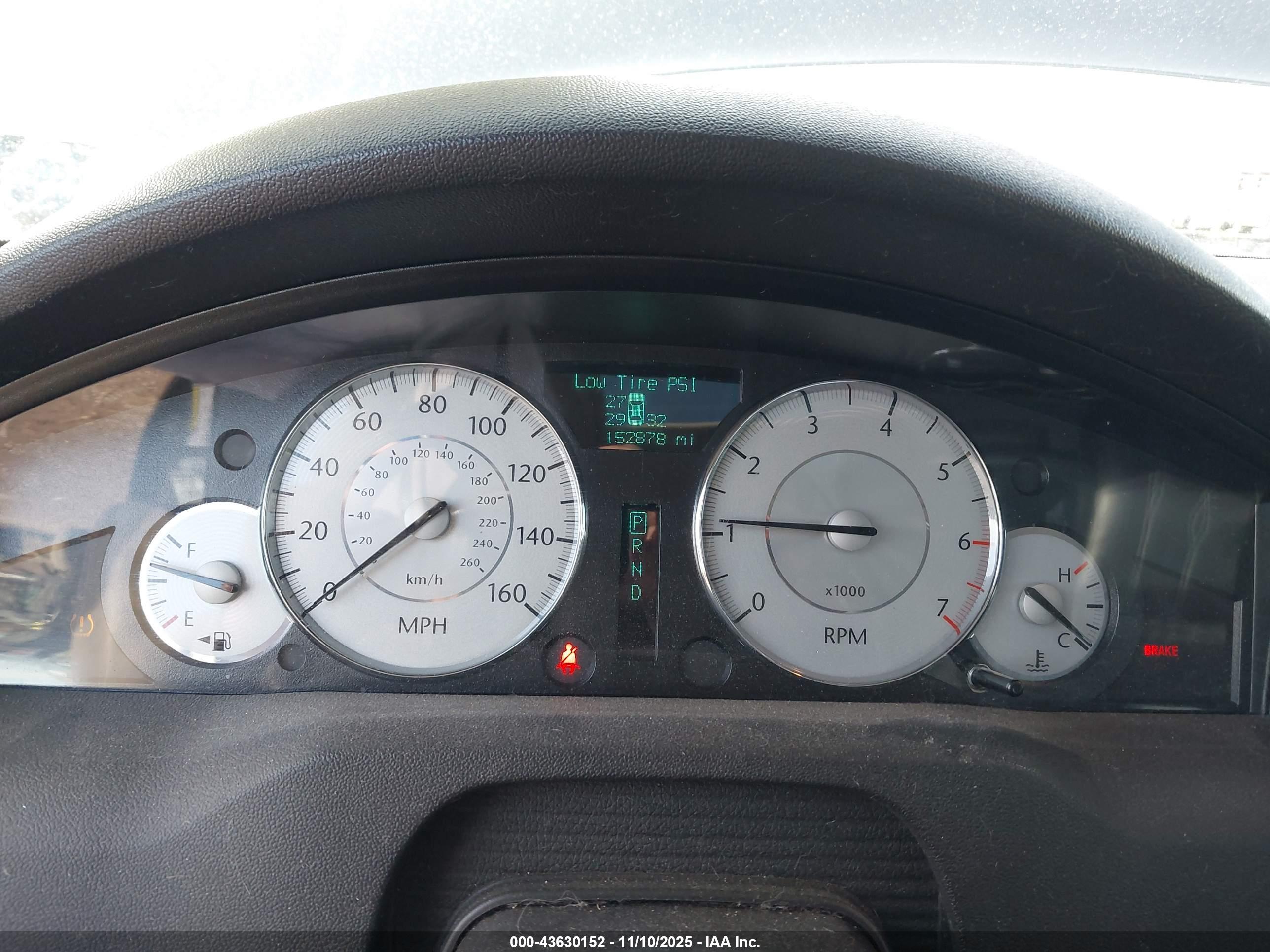 CHRYSLER 300C image 7