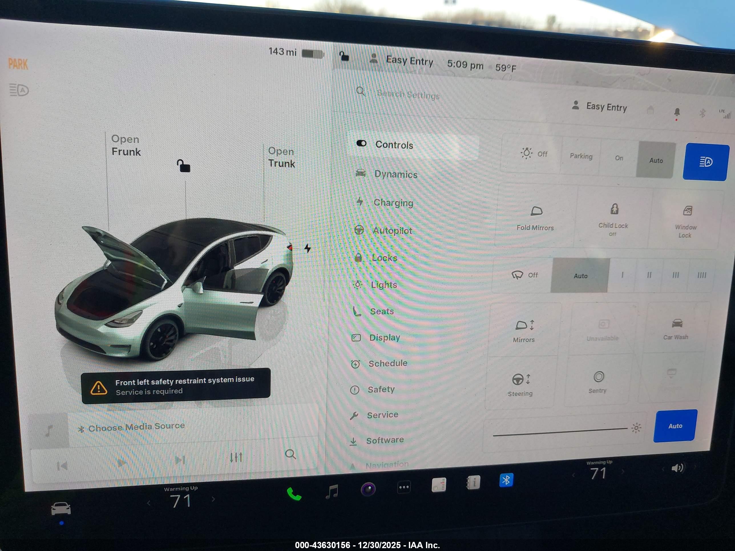 TESLA MODEL image 7