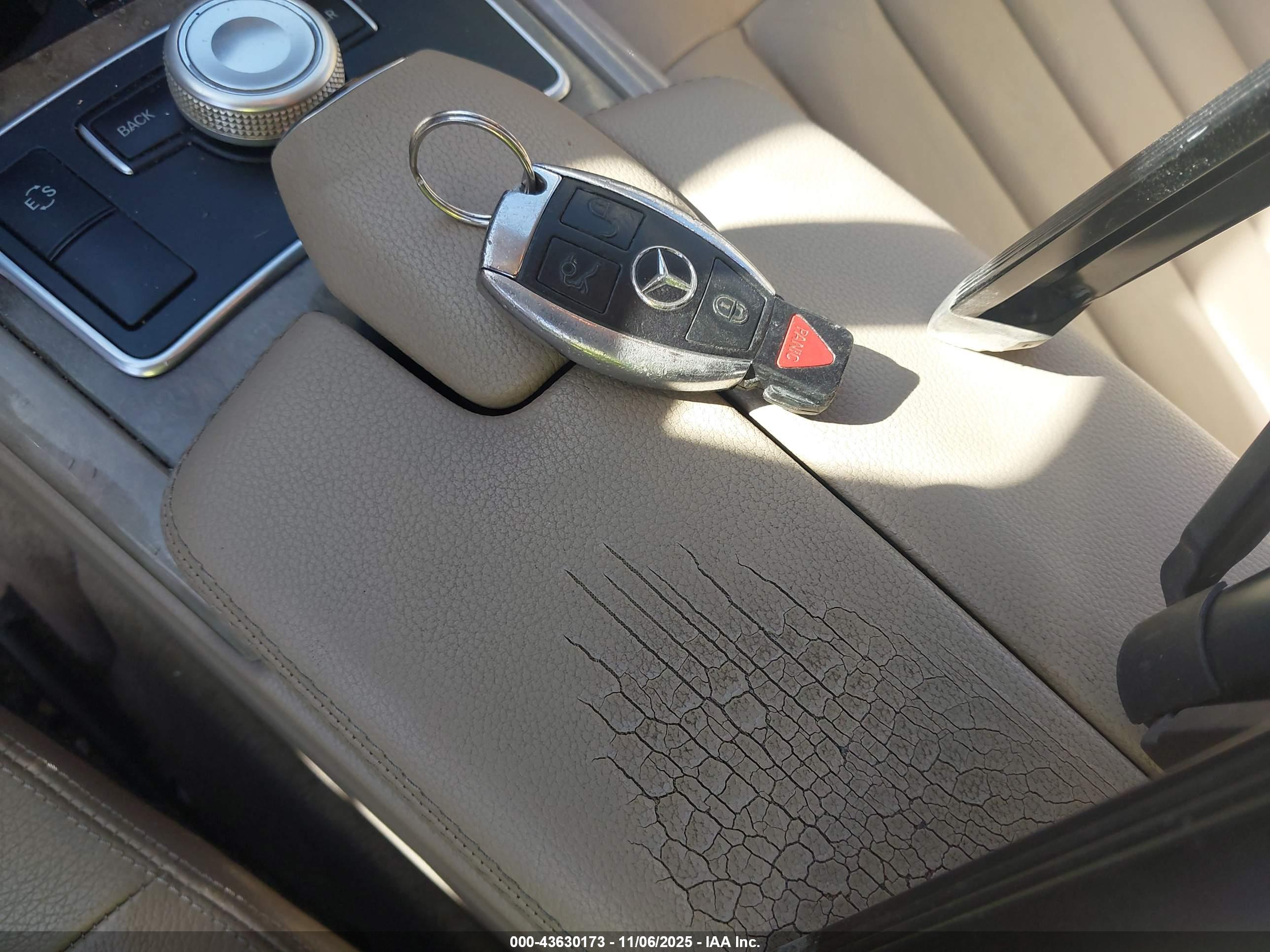 MERCEDES-BENZ E image 11