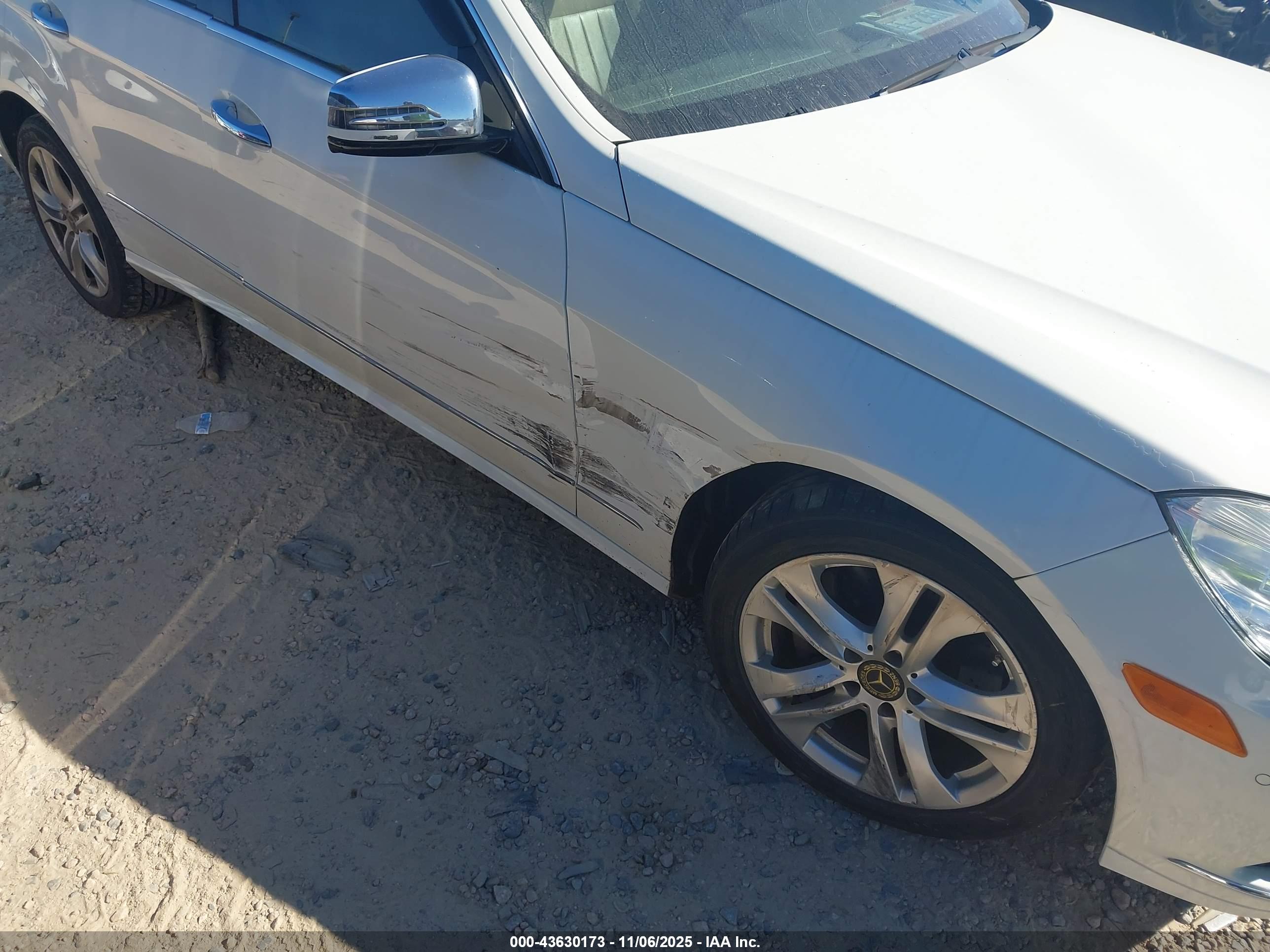 MERCEDES-BENZ E image 6