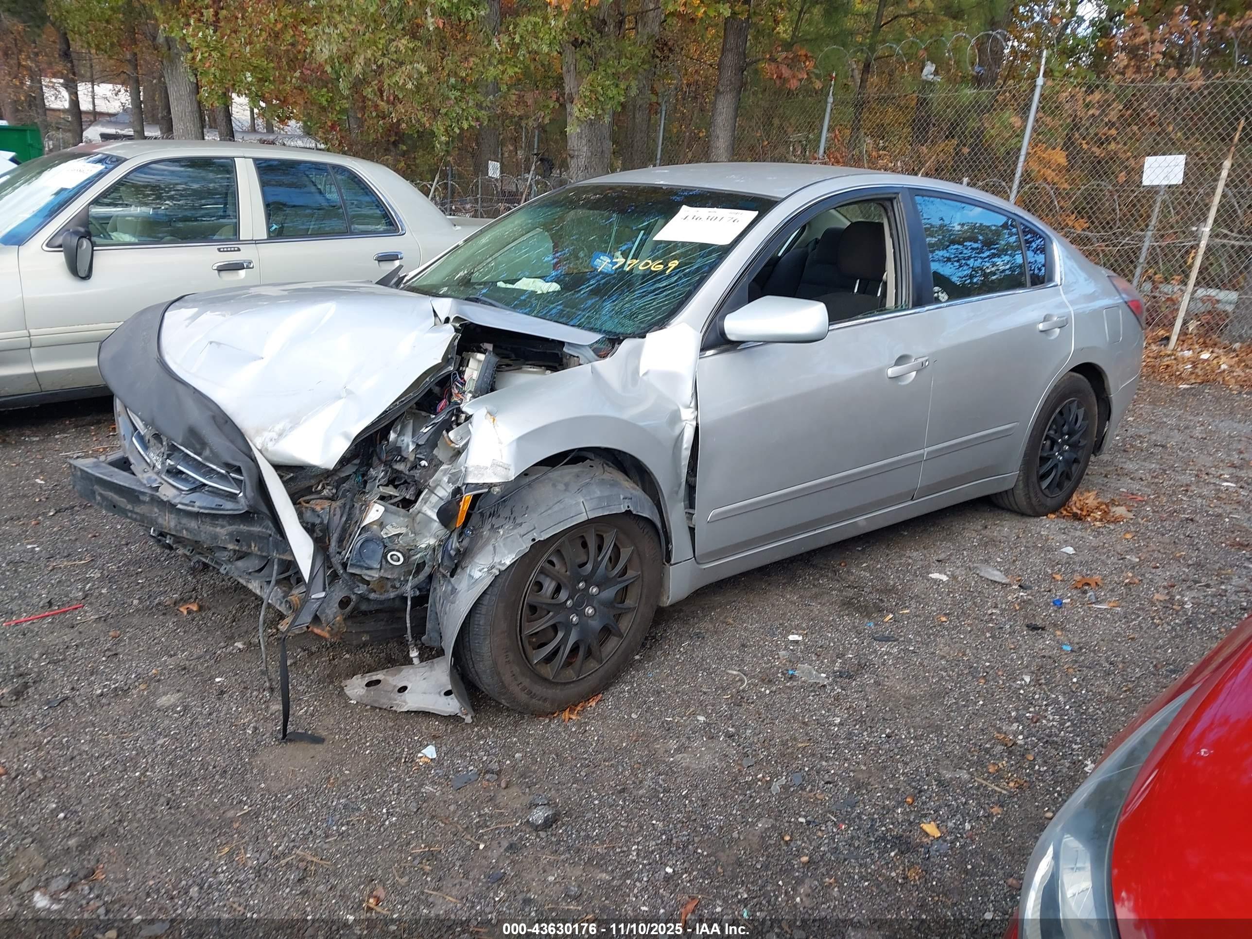 NISSAN ALTIMA image 2