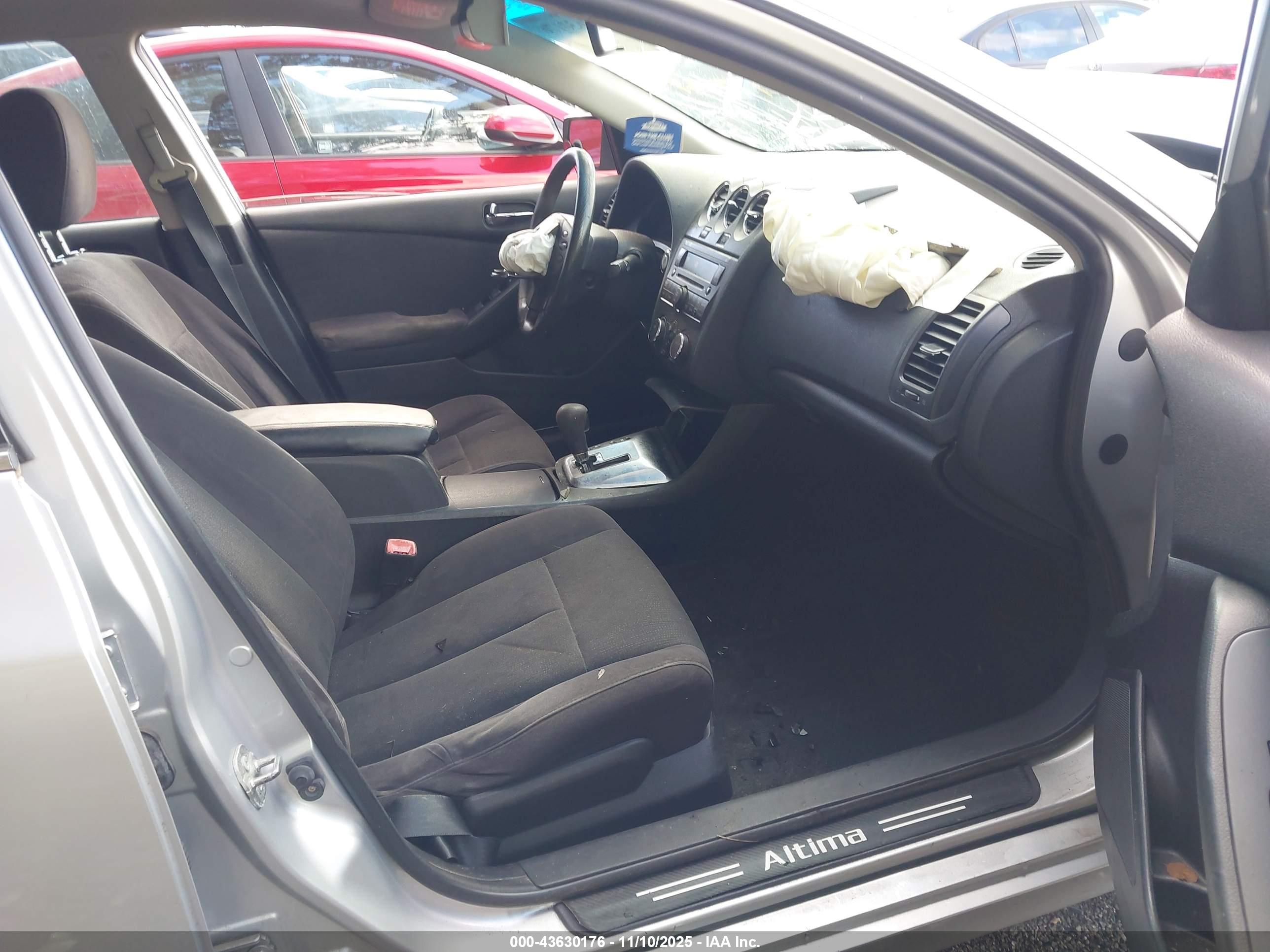 NISSAN ALTIMA image 5