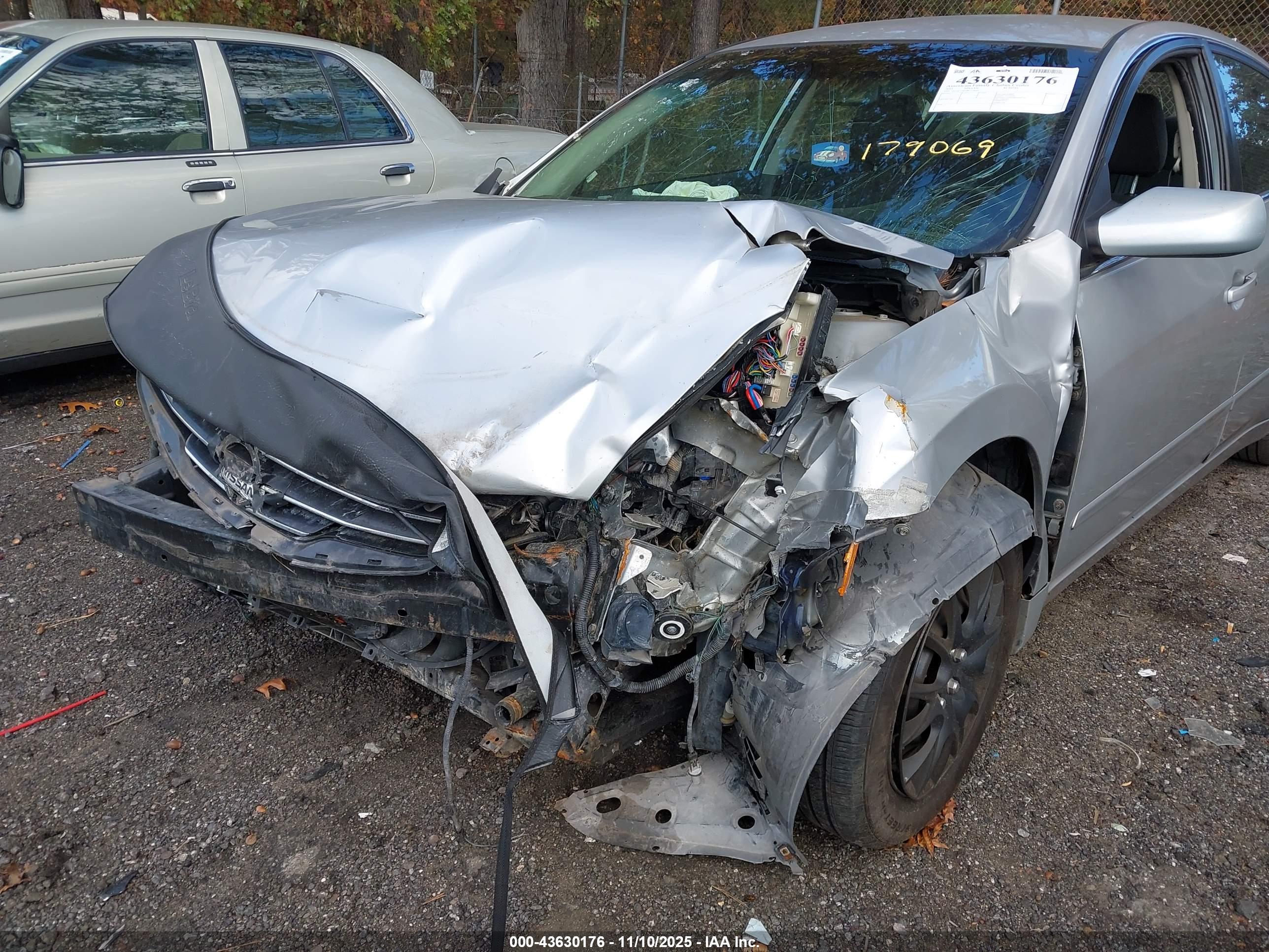 NISSAN ALTIMA image 6