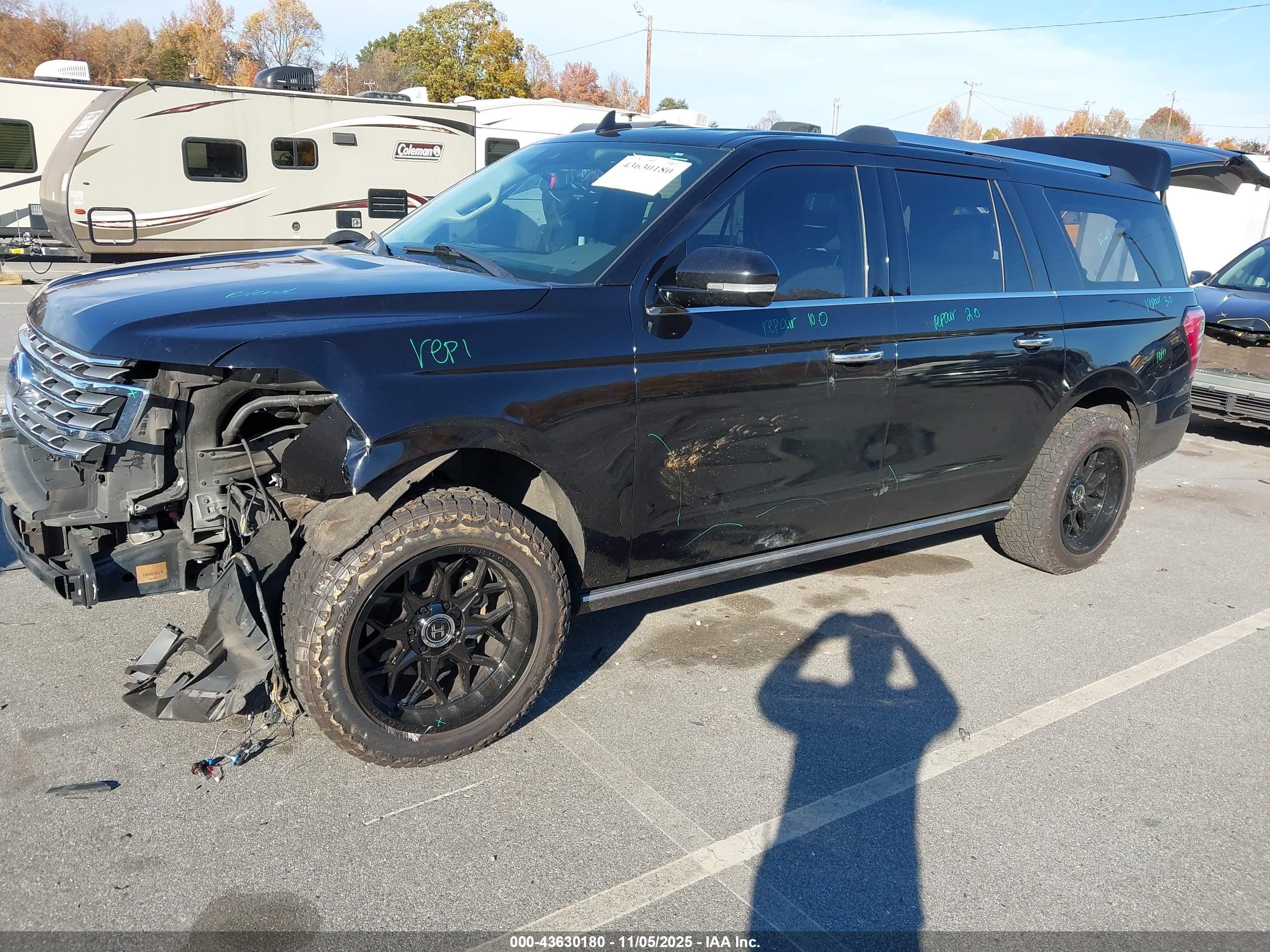 FORD EXPEDITION image 2