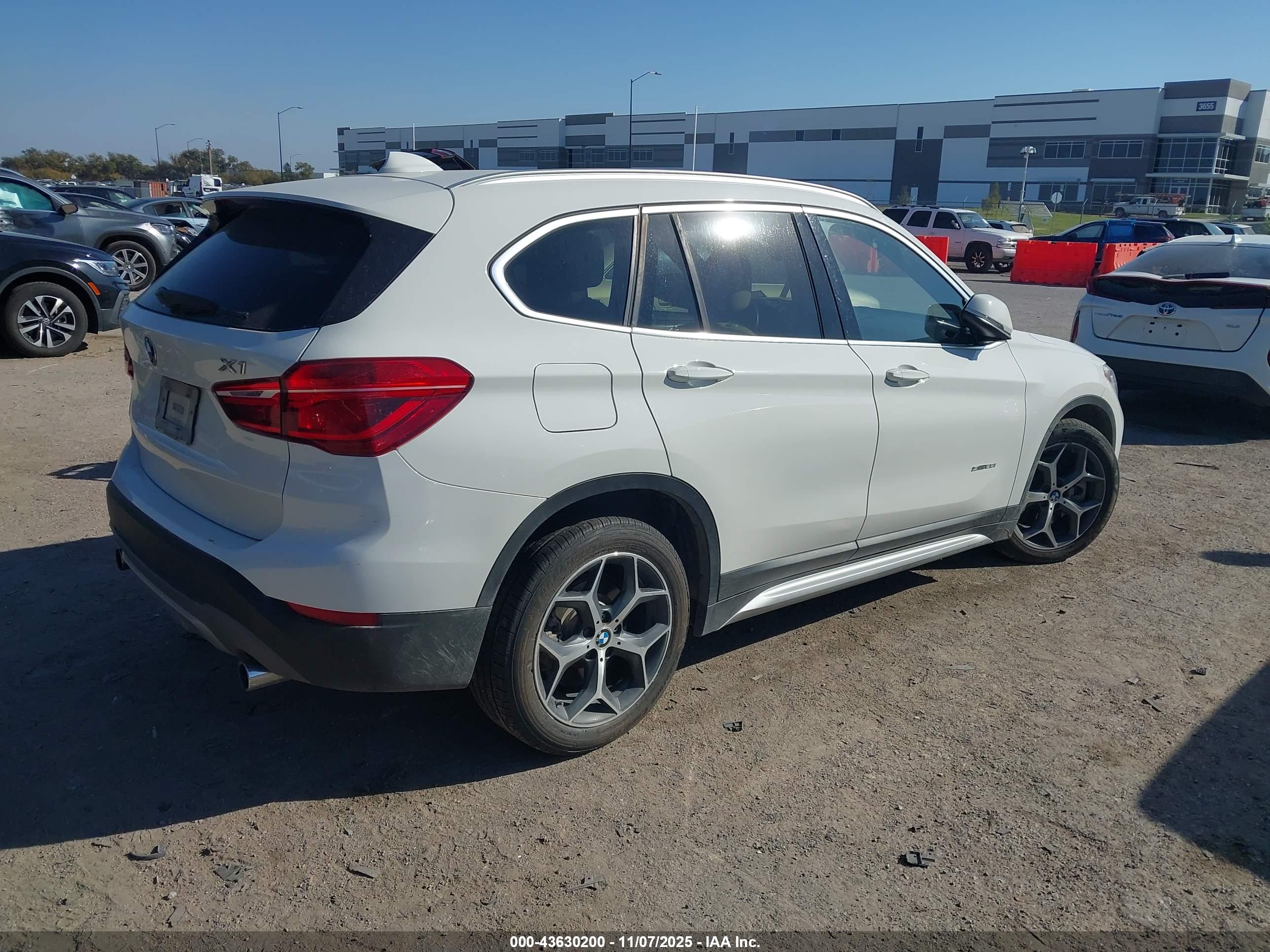 BMW X1 image 4