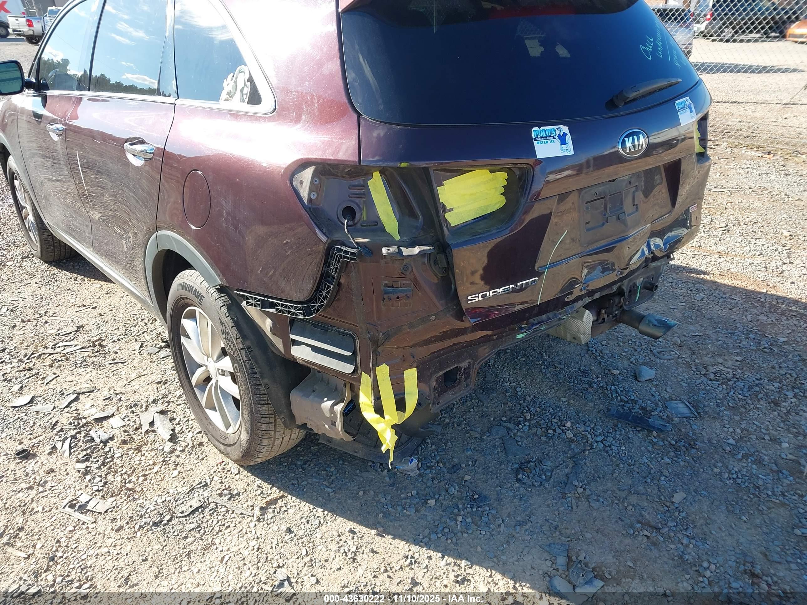 KIA SORENTO image 6