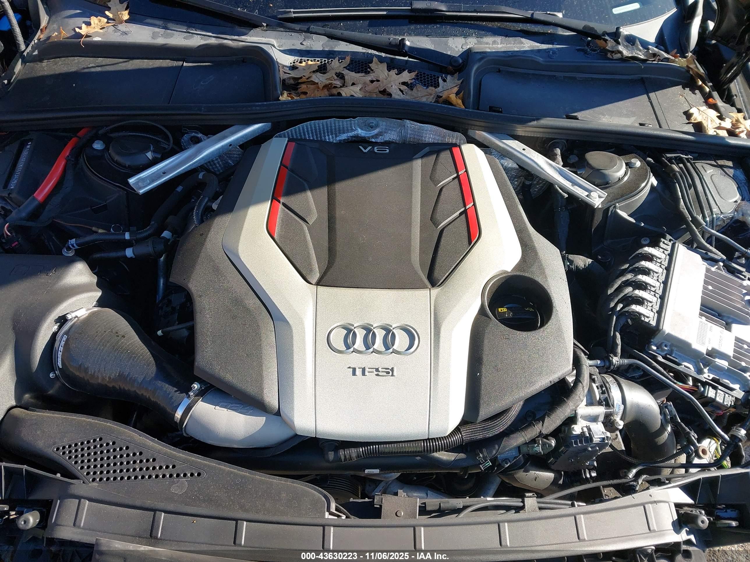 AUDI S4 image 10