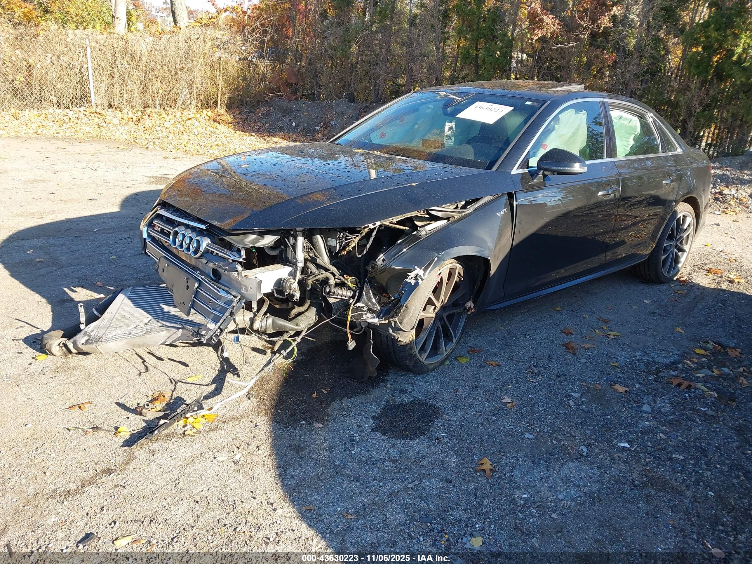 AUDI S4 image 2