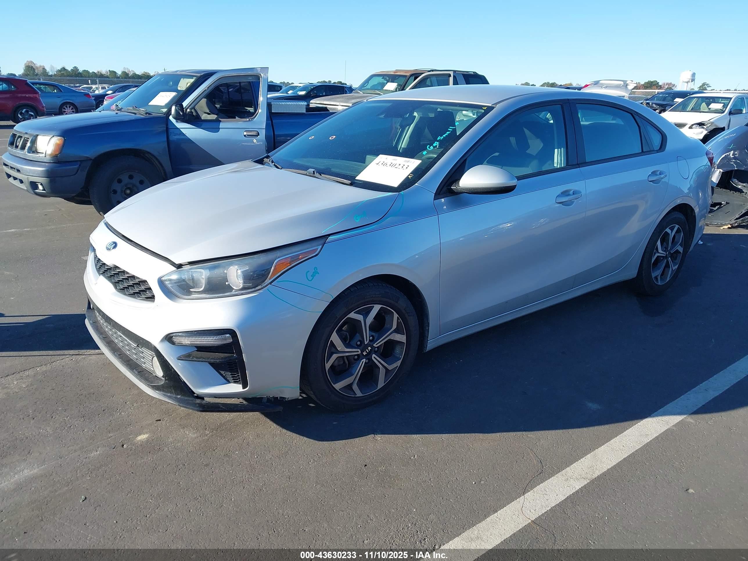 KIA FORTE image 2