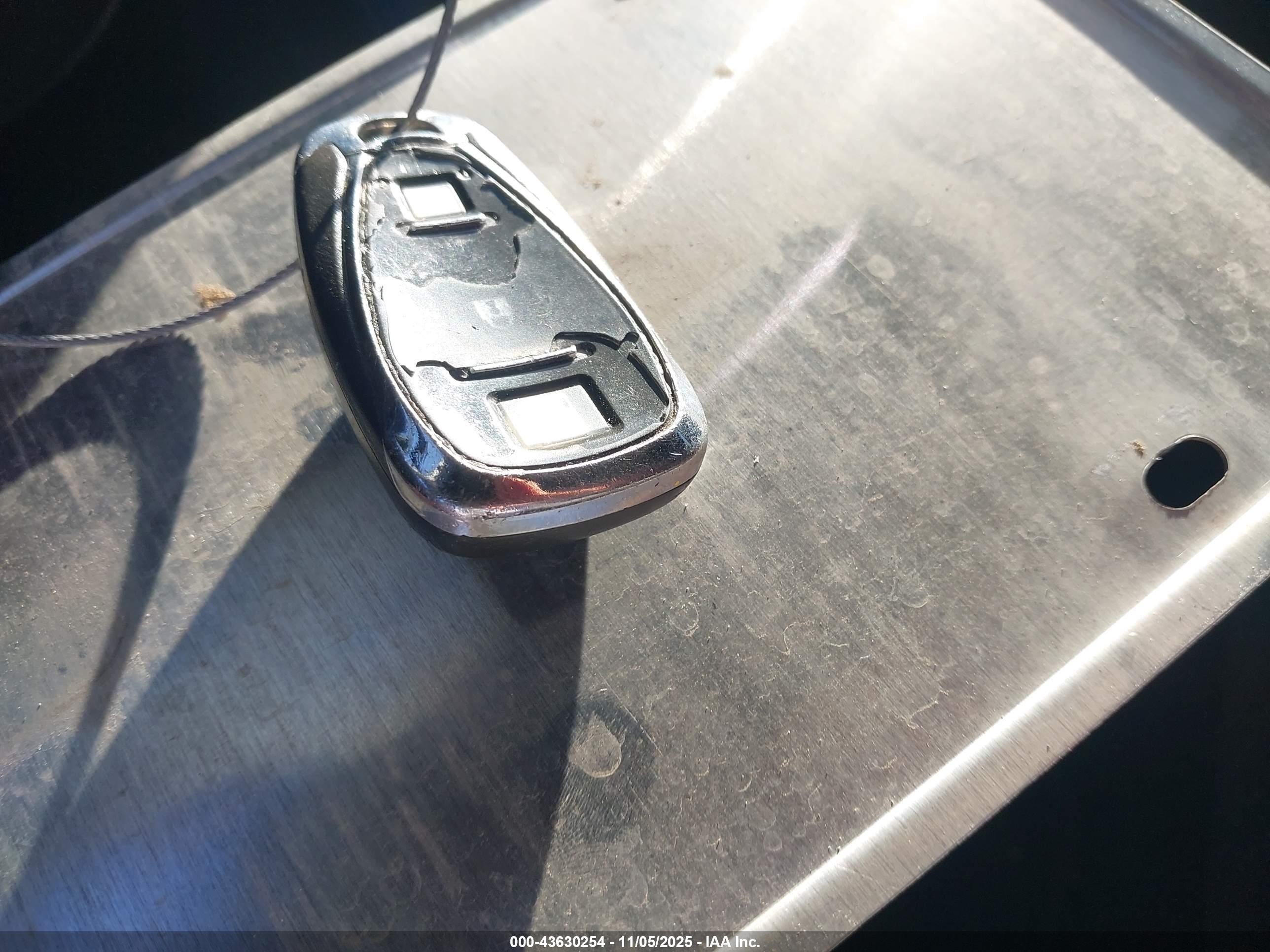 CHEVROLET EQUINOX image 11