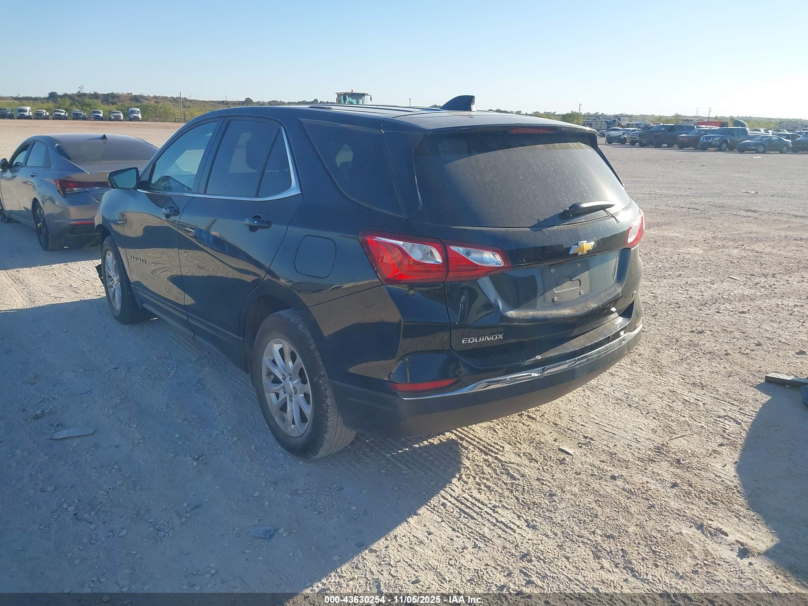CHEVROLET EQUINOX image 3