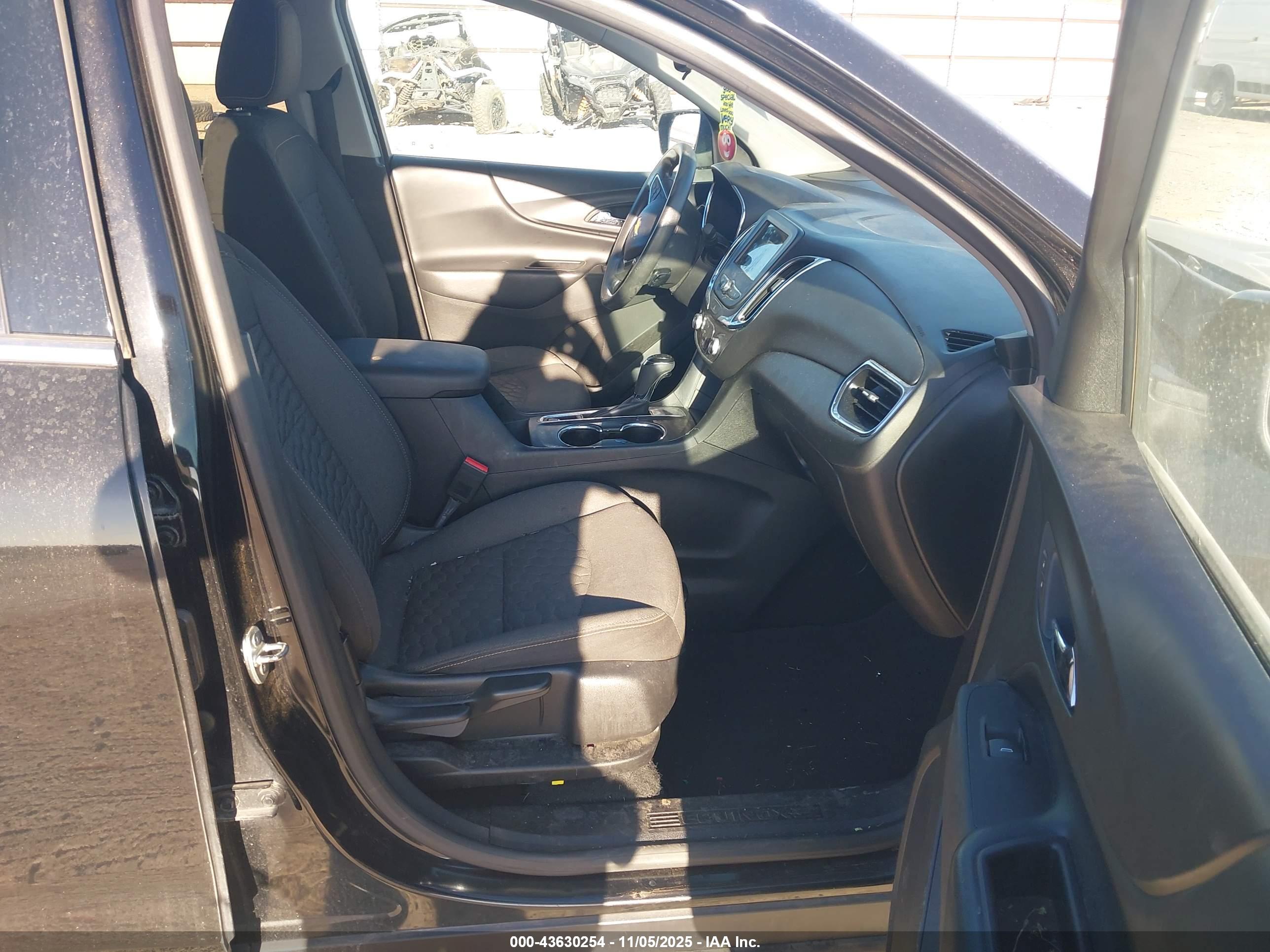 CHEVROLET EQUINOX image 5