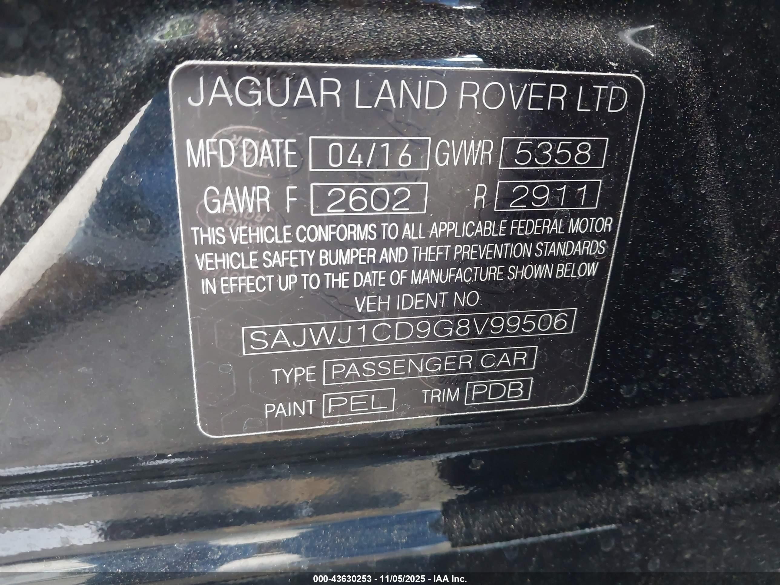 JAGUAR XJ image 9