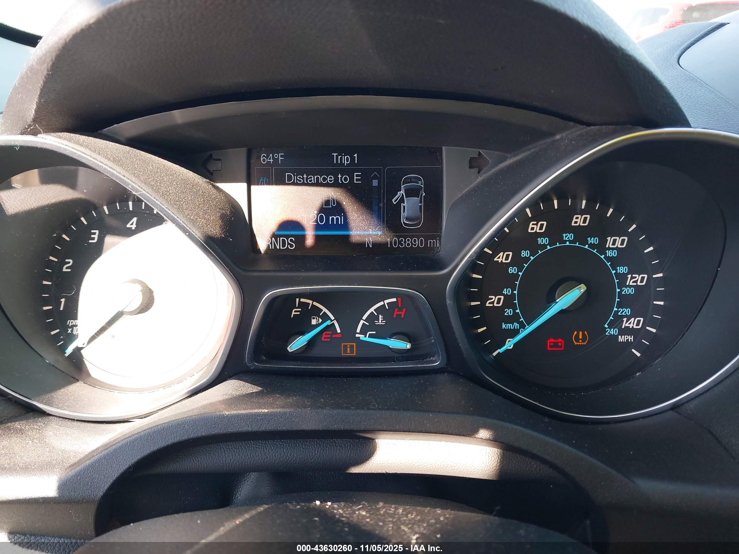 FORD ESCAPE image 7