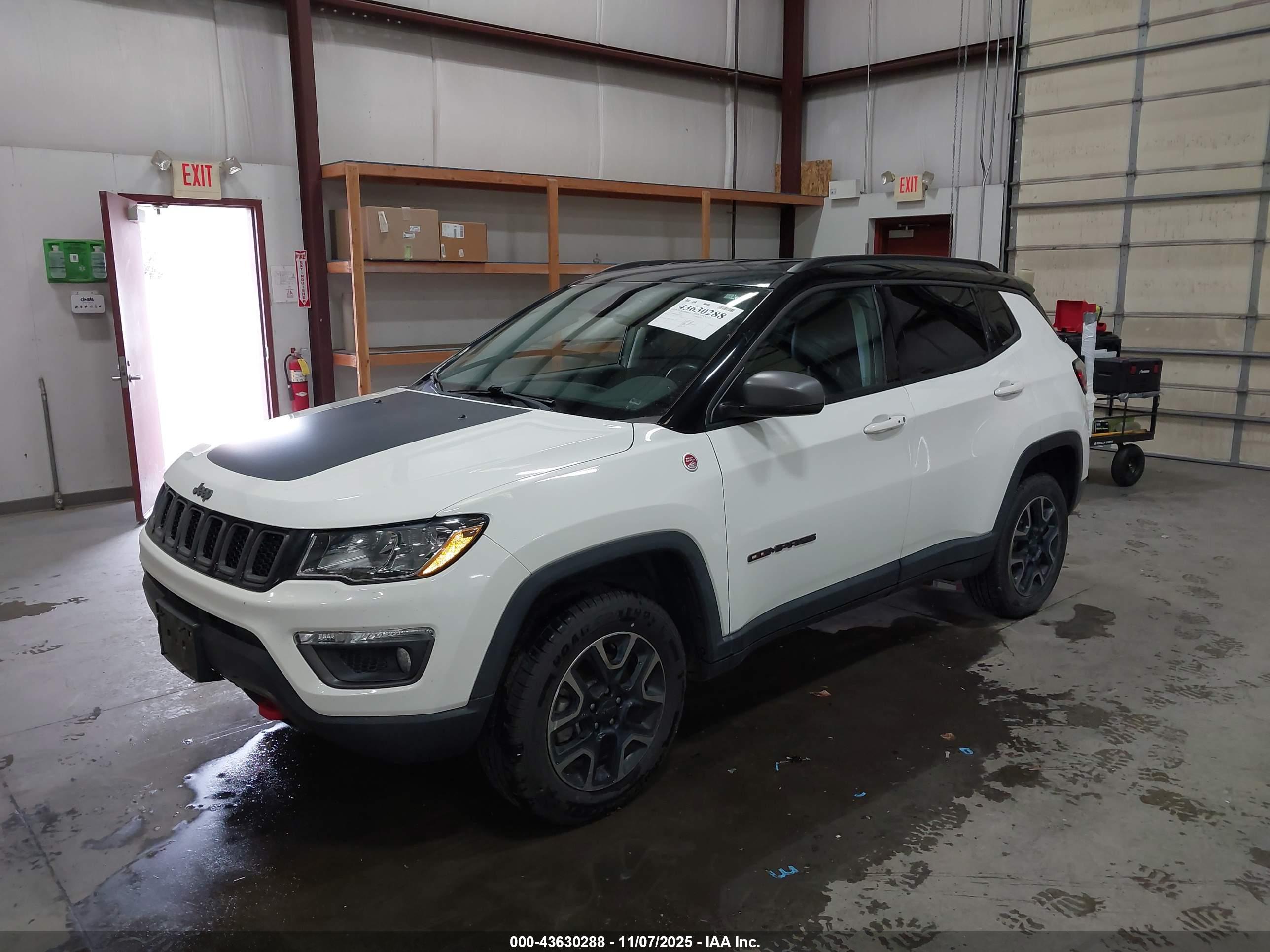 JEEP COMPASS image 2