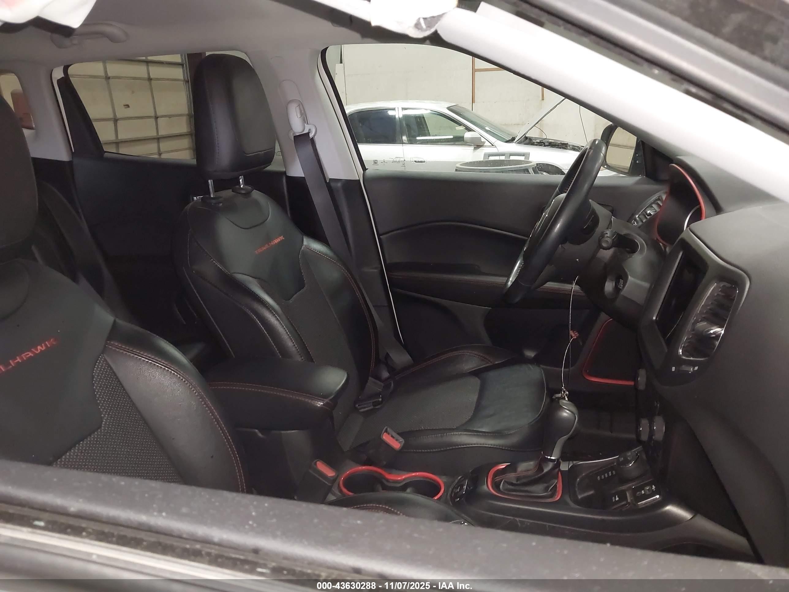 JEEP COMPASS image 5