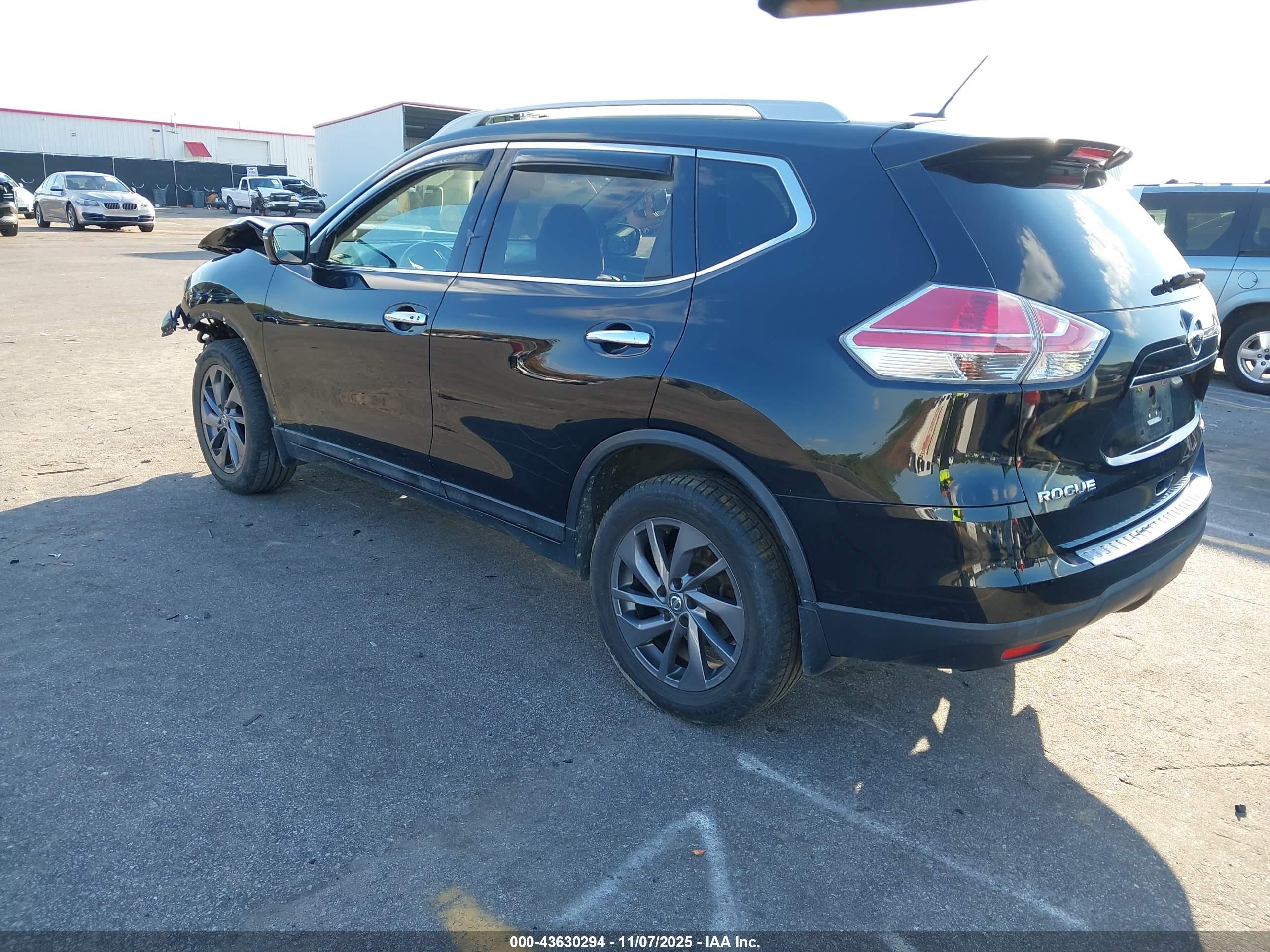 NISSAN ROGUE image 3