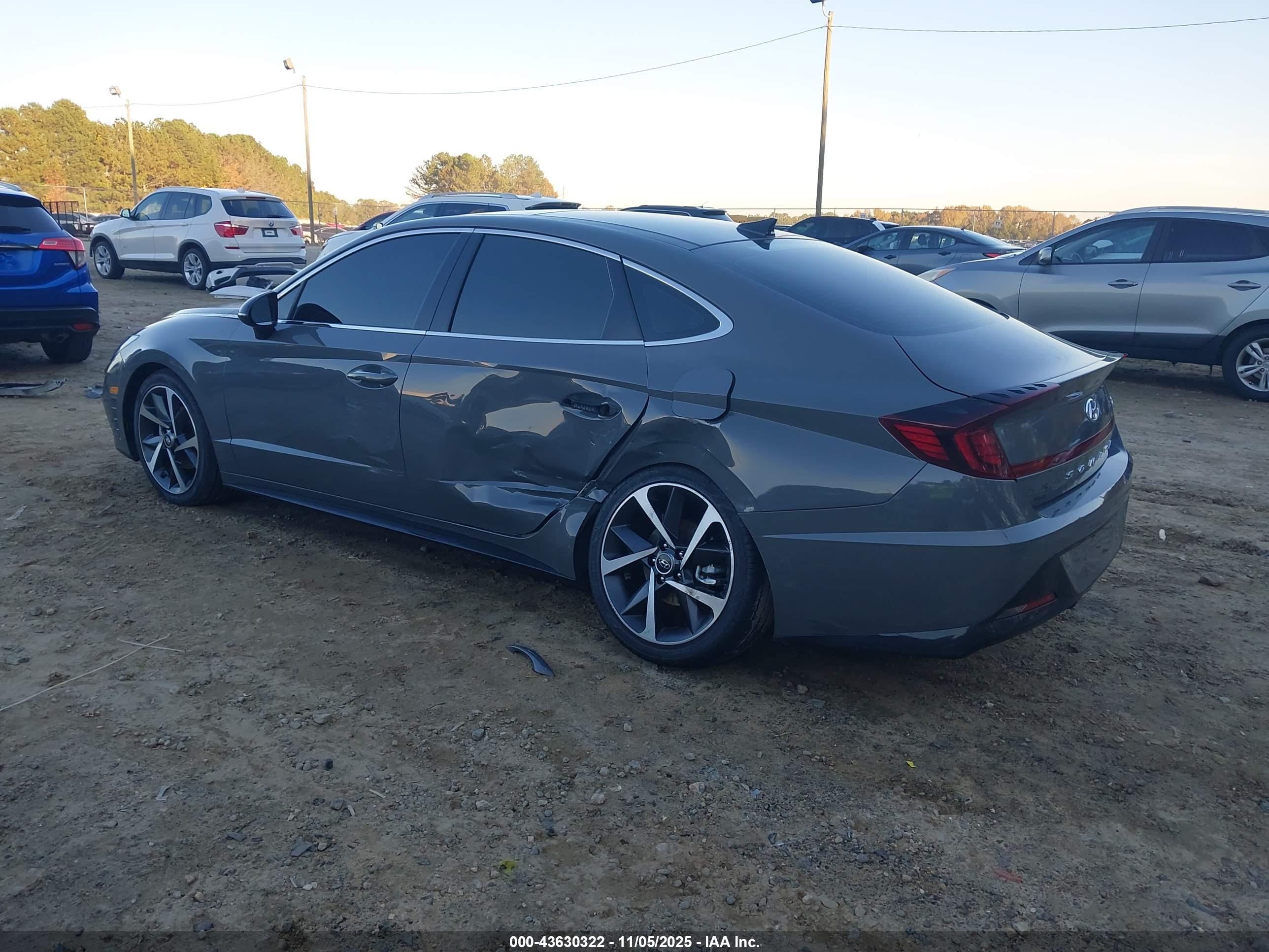 HYUNDAI SONATA image 3