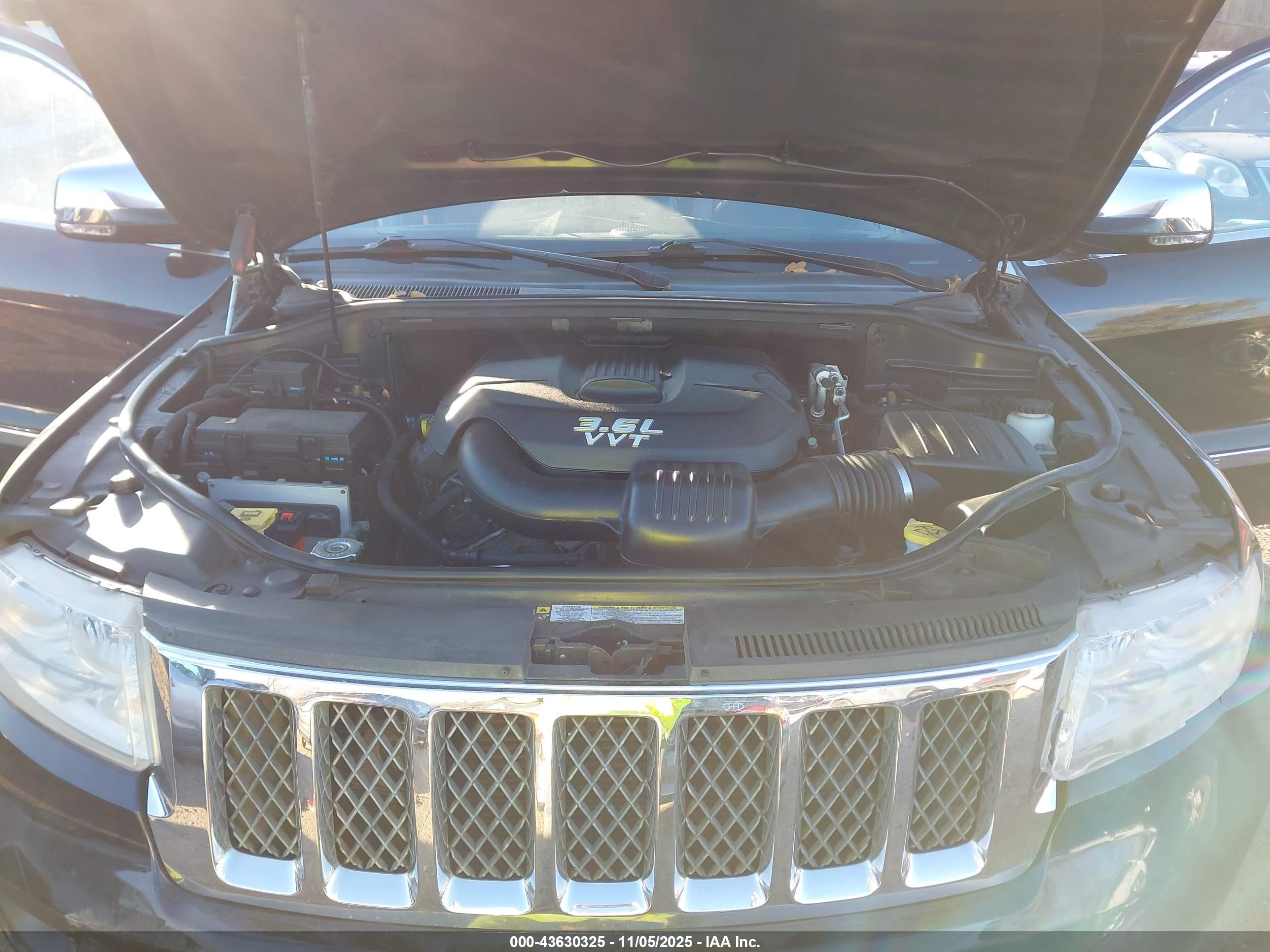 JEEP GRAND image 10