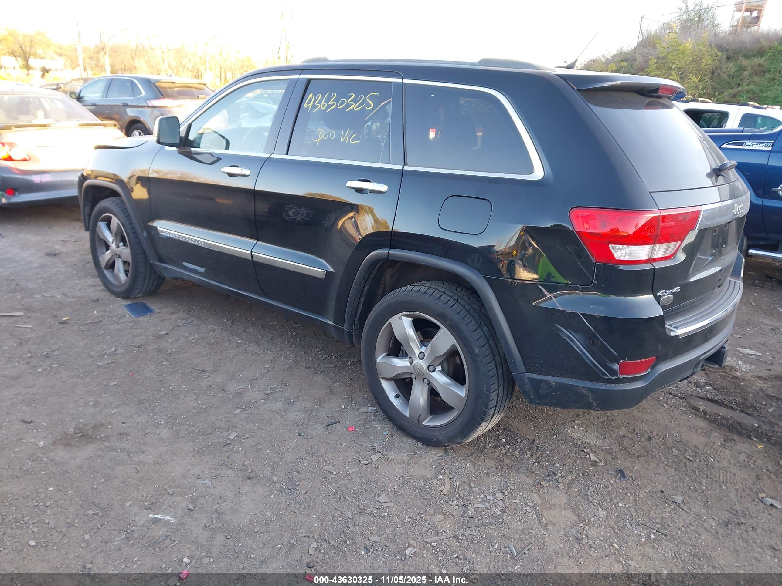 JEEP GRAND image 3