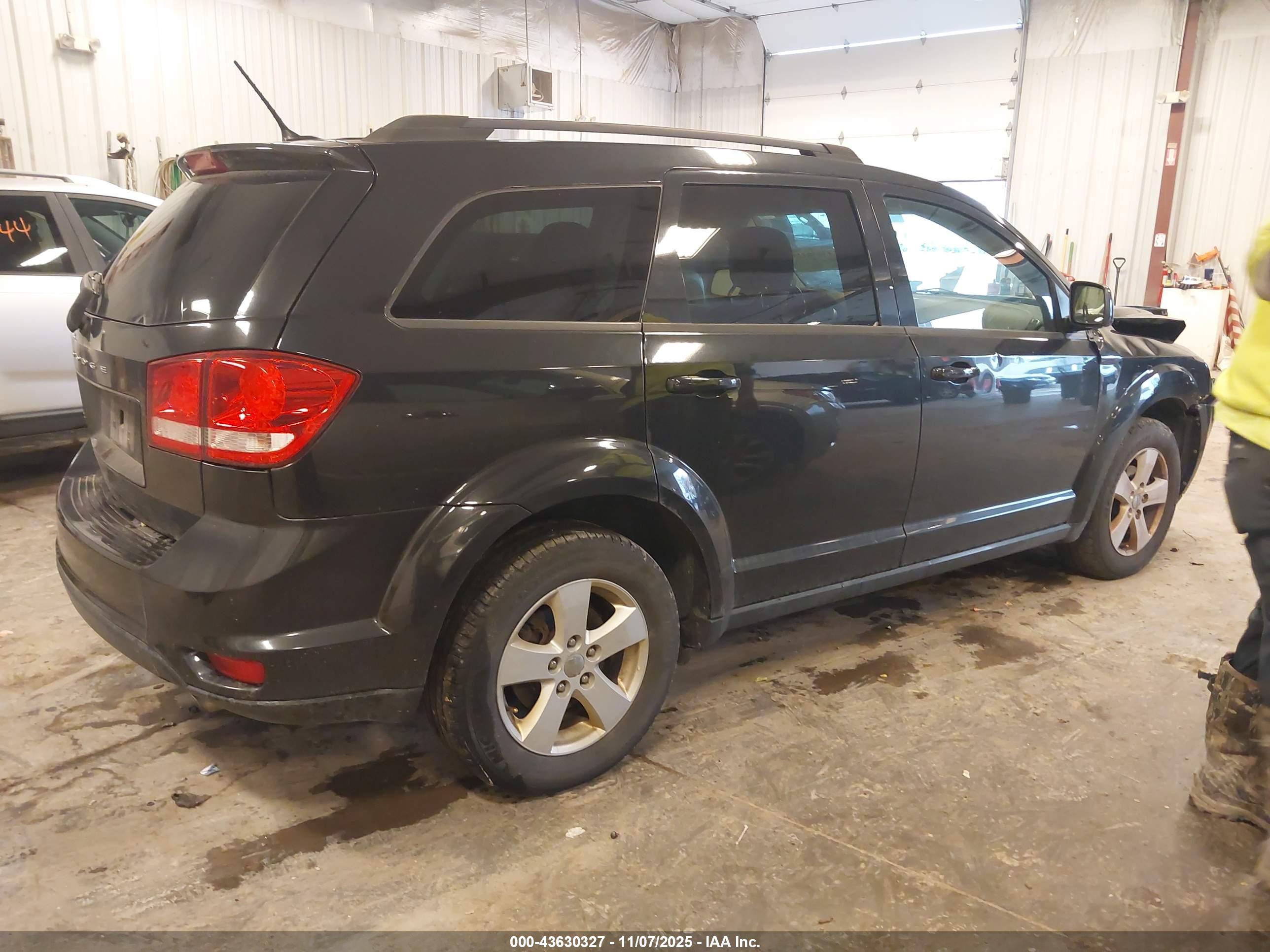 DODGE JOURNEY image 4