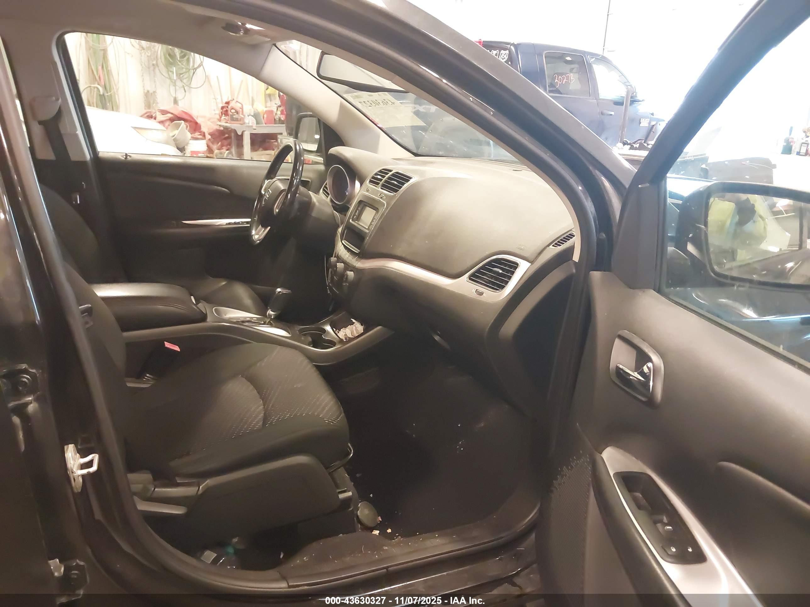 DODGE JOURNEY image 5