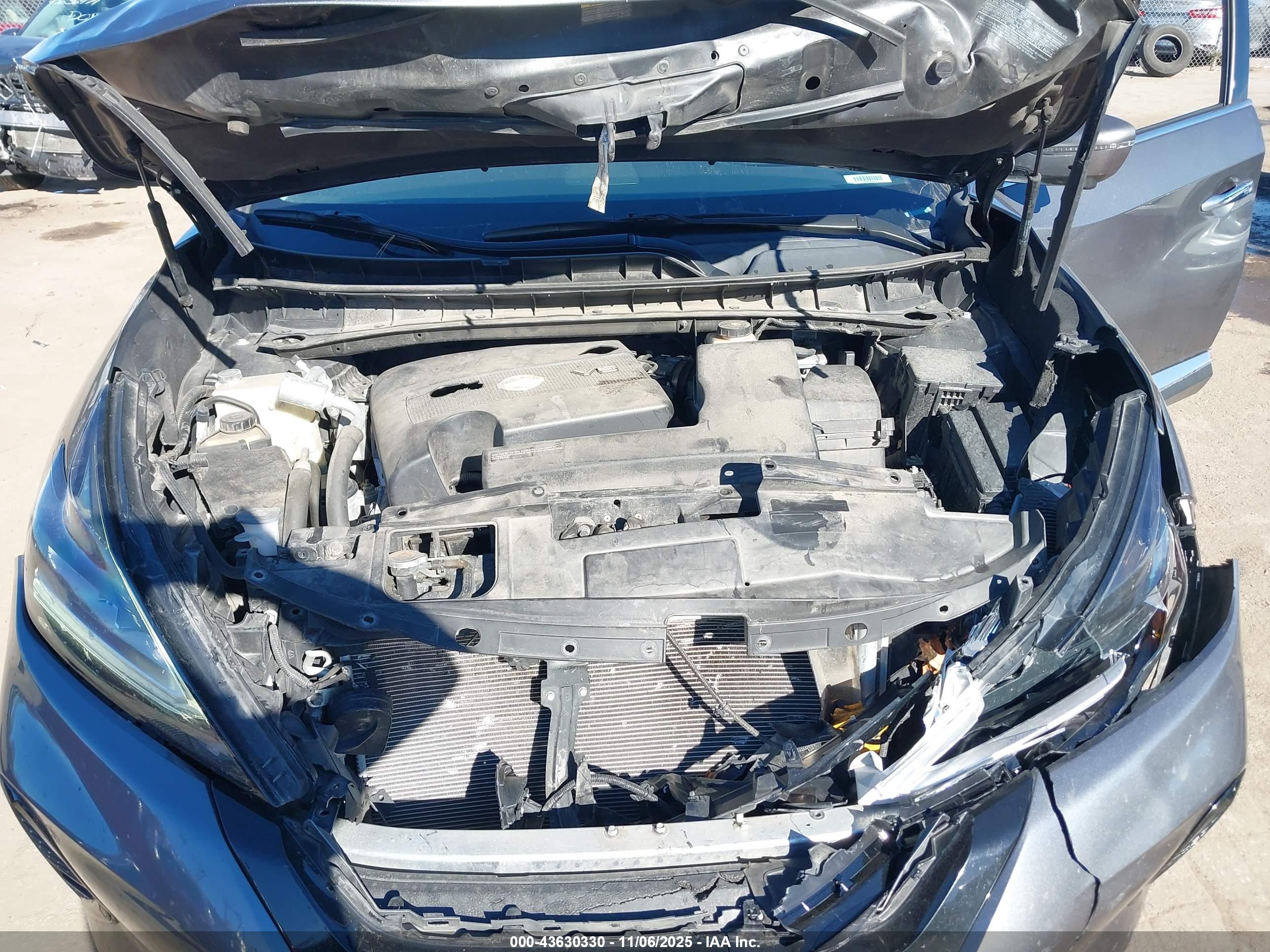 NISSAN MURANO image 10