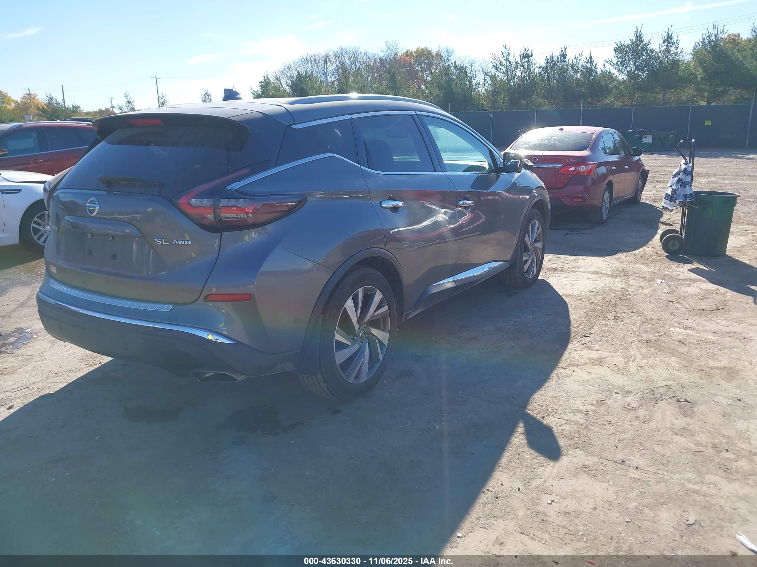 NISSAN MURANO image 4