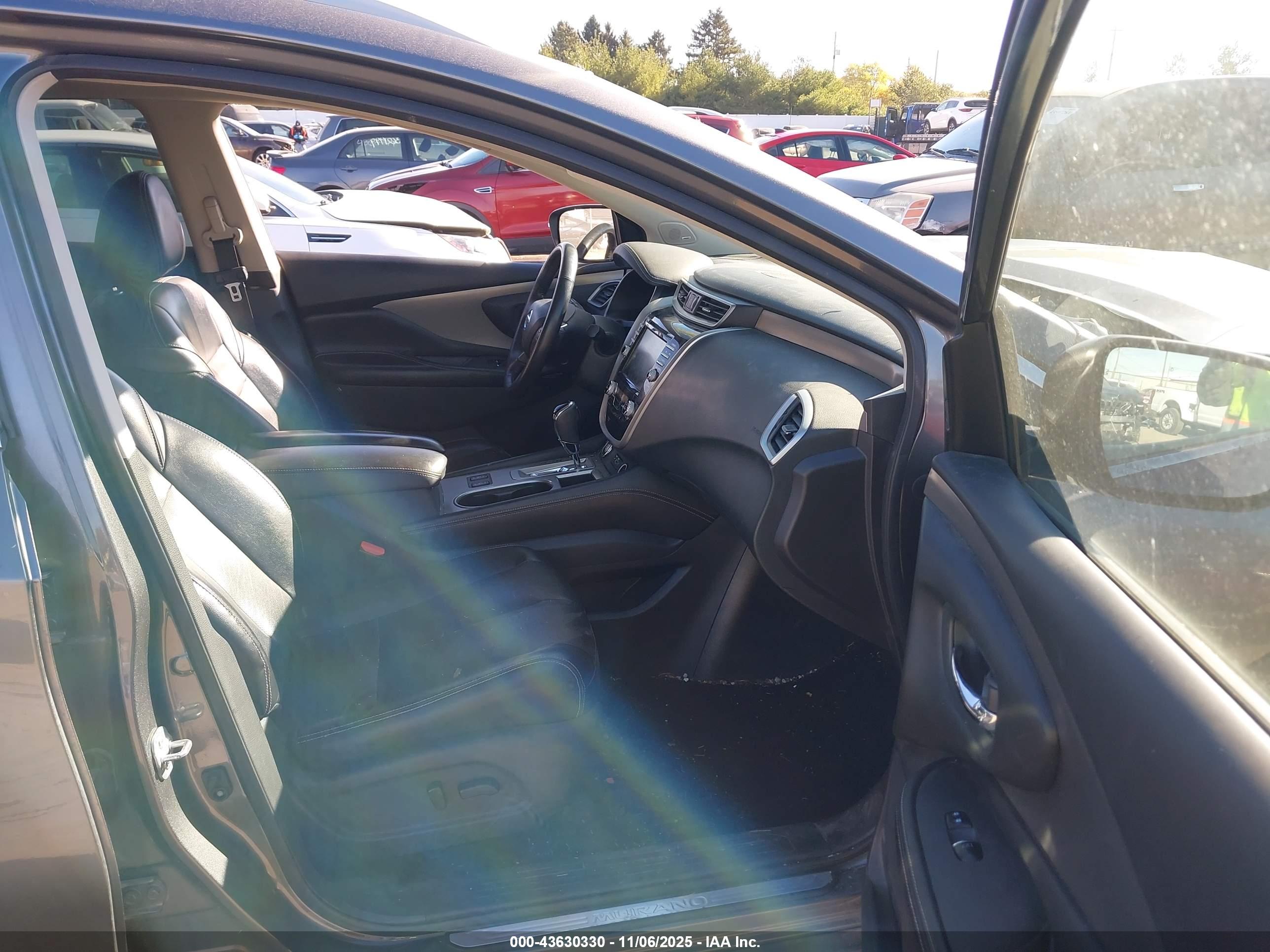 NISSAN MURANO image 5