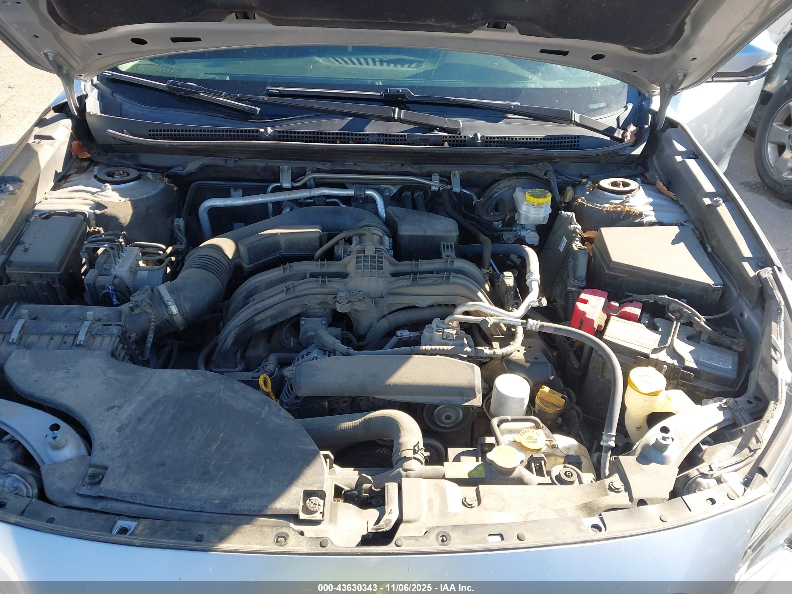 SUBARU OUTBACK image 10