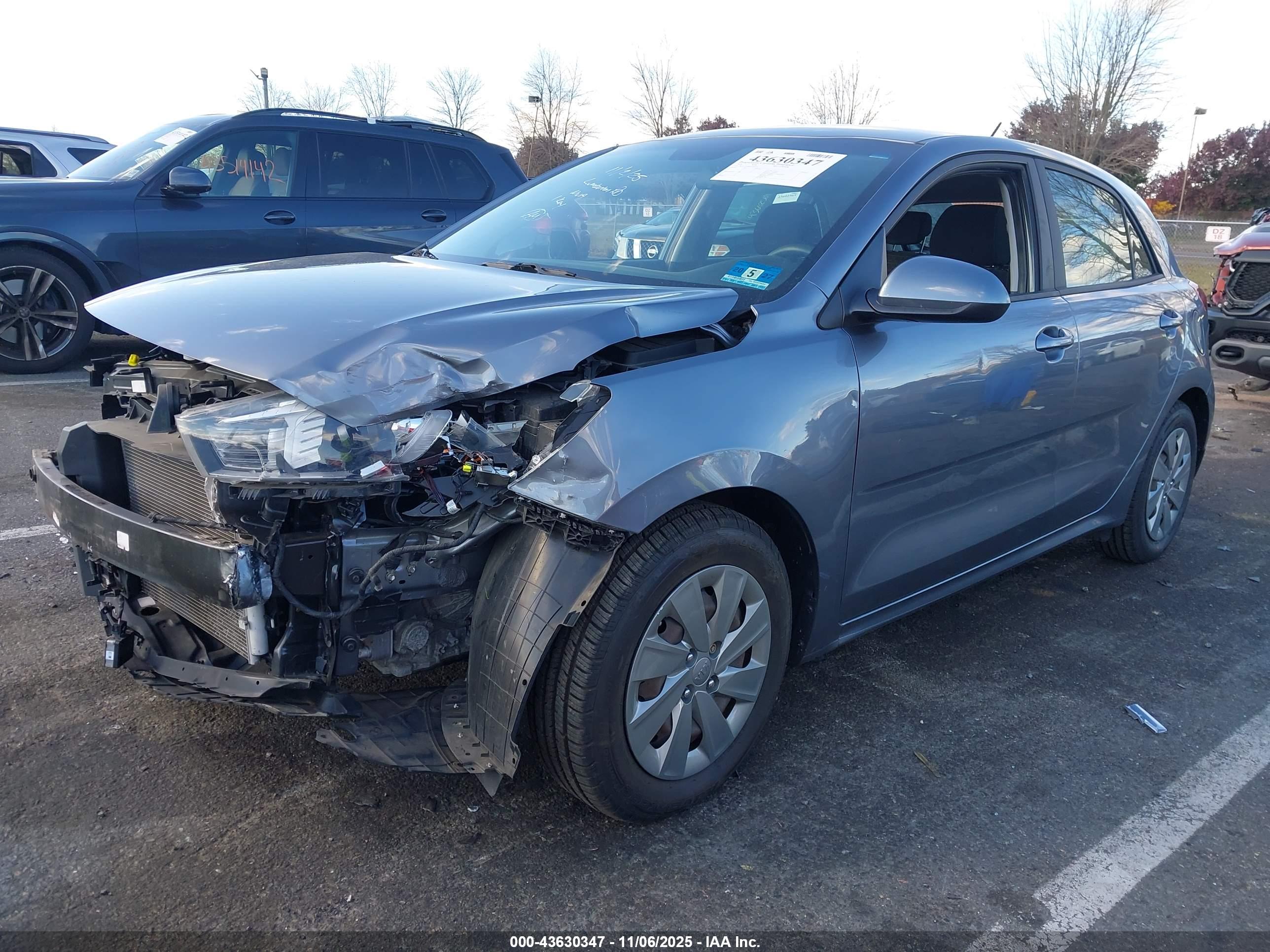 KIA RIO image 2