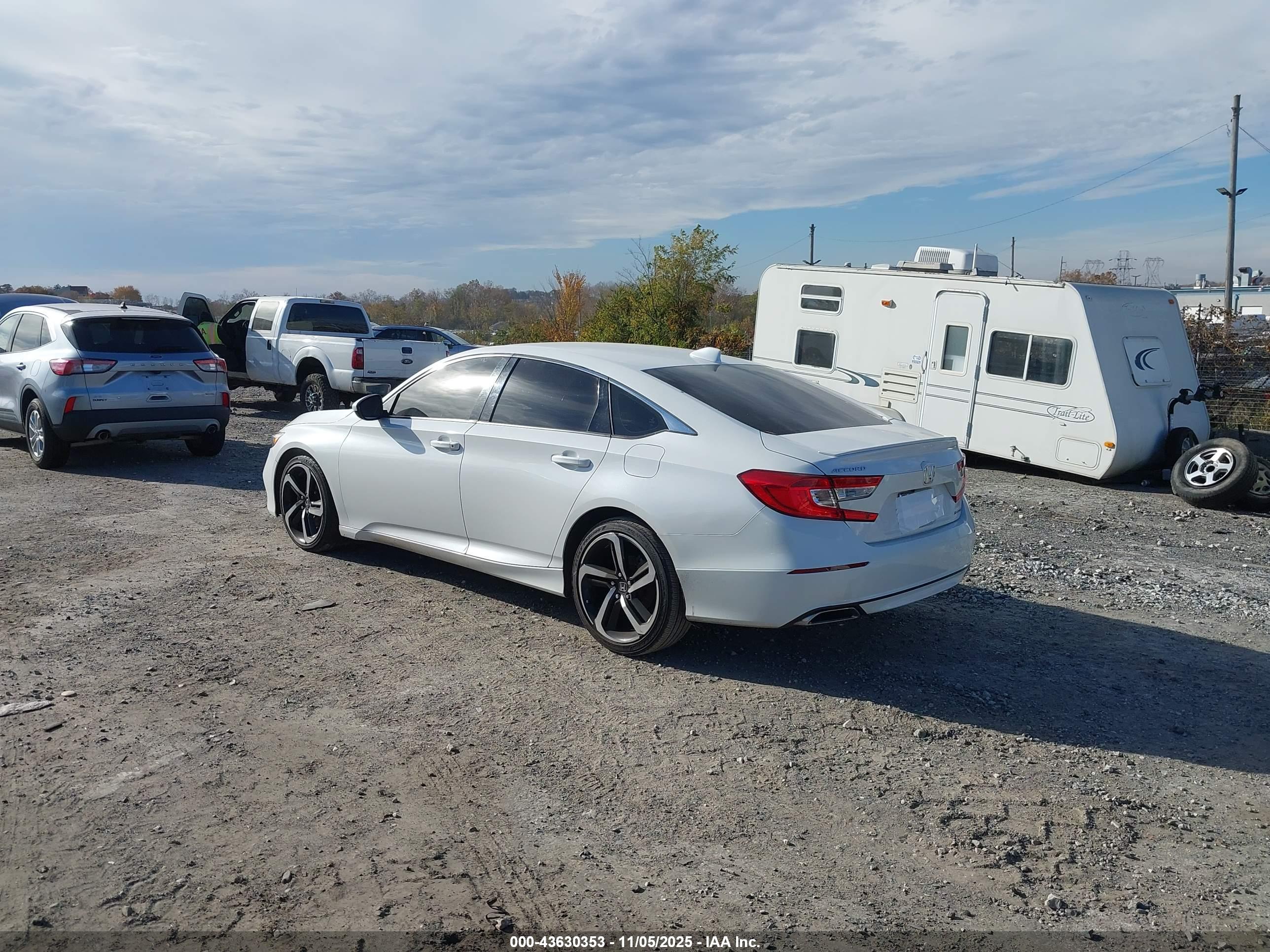 HONDA ACCORD image 3