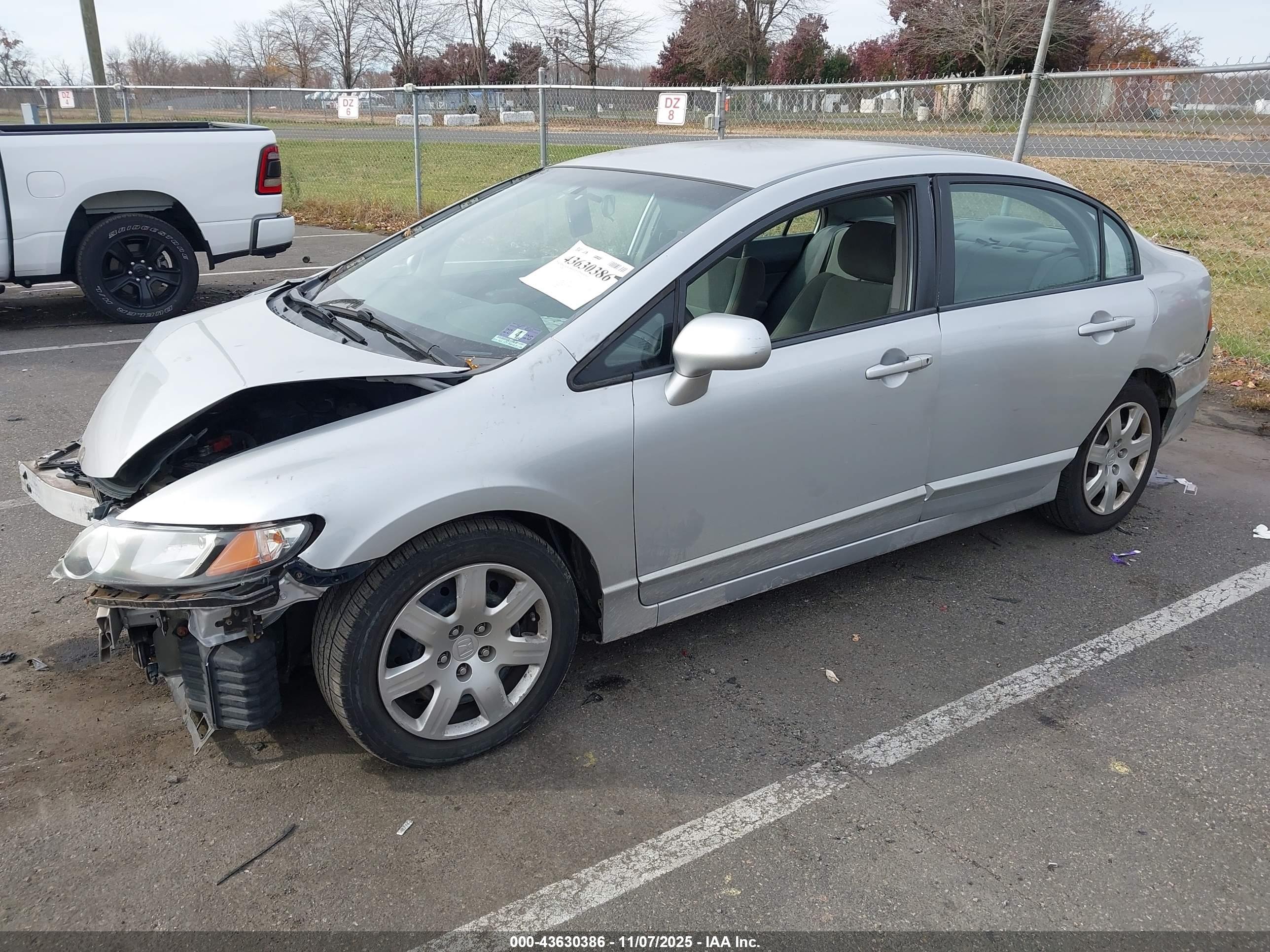 HONDA CIVIC image 2
