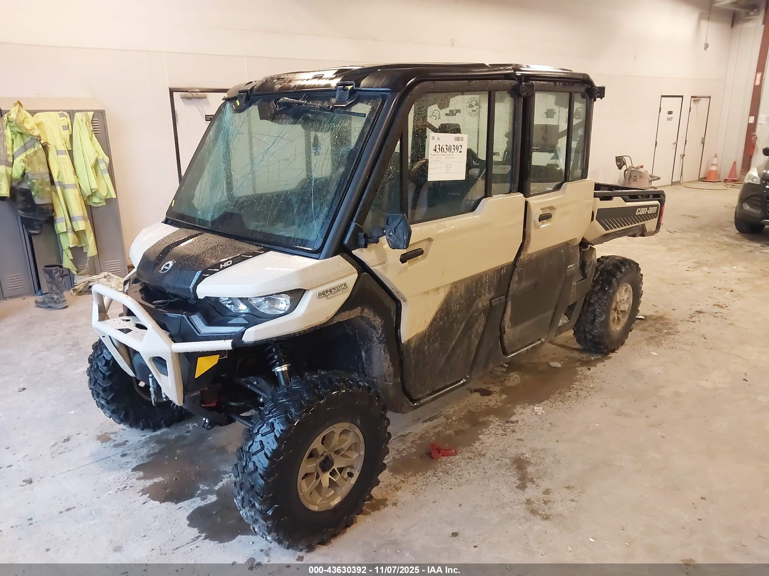 CAN-AM DEFENDER image 2