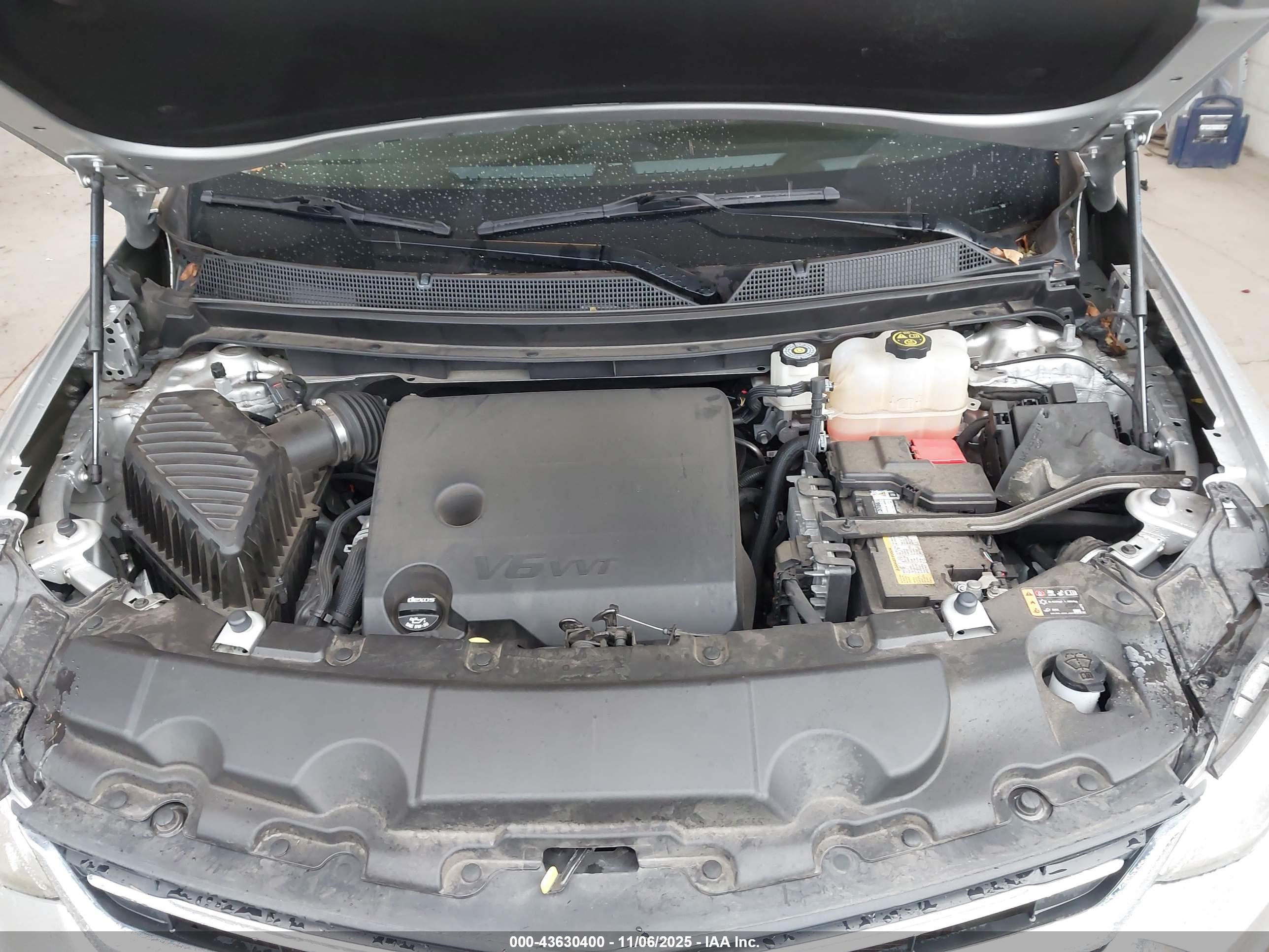 CHEVROLET TRAVERSE image 10