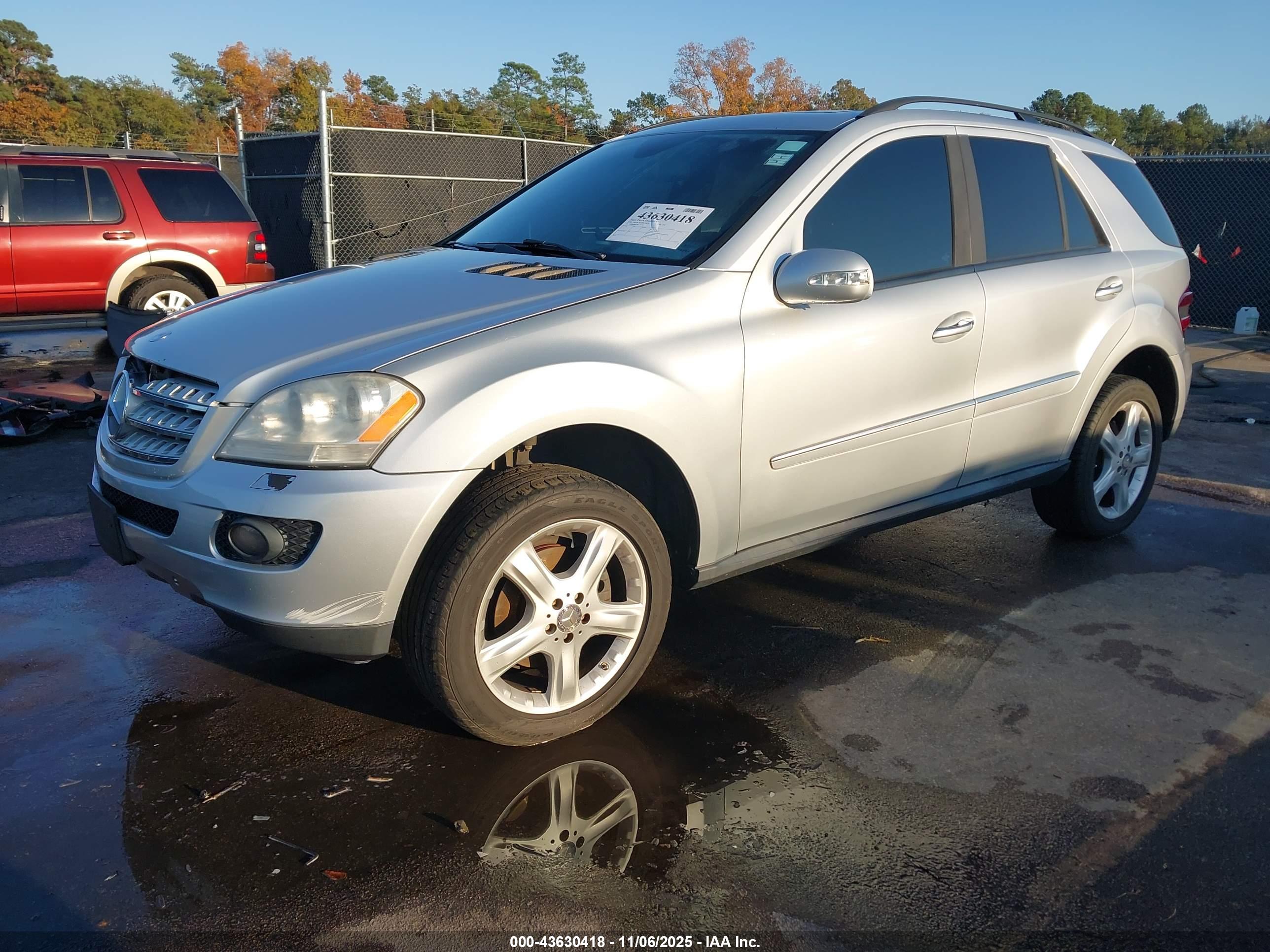 MERCEDES-BENZ ML image 2