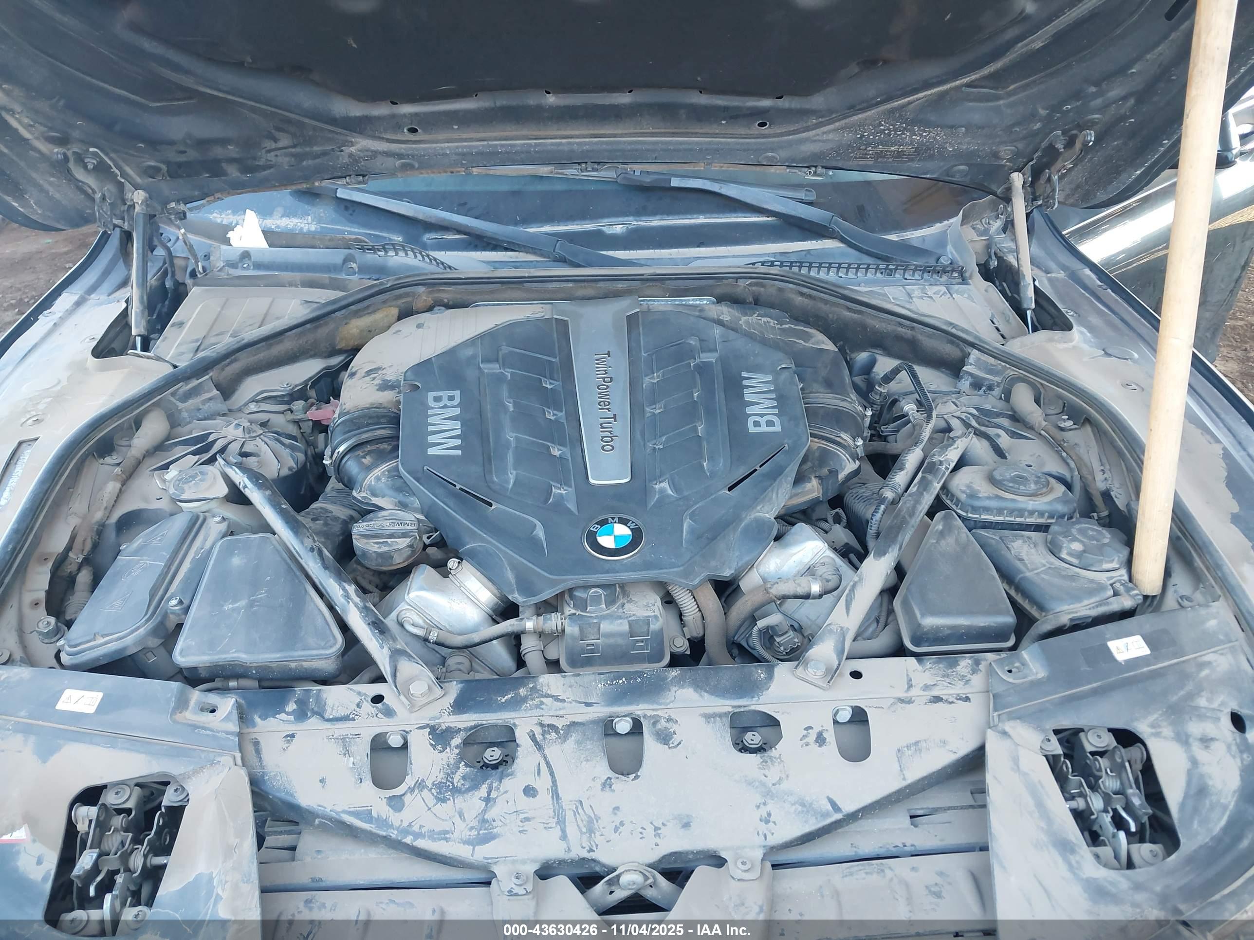 BMW 750LI image 10